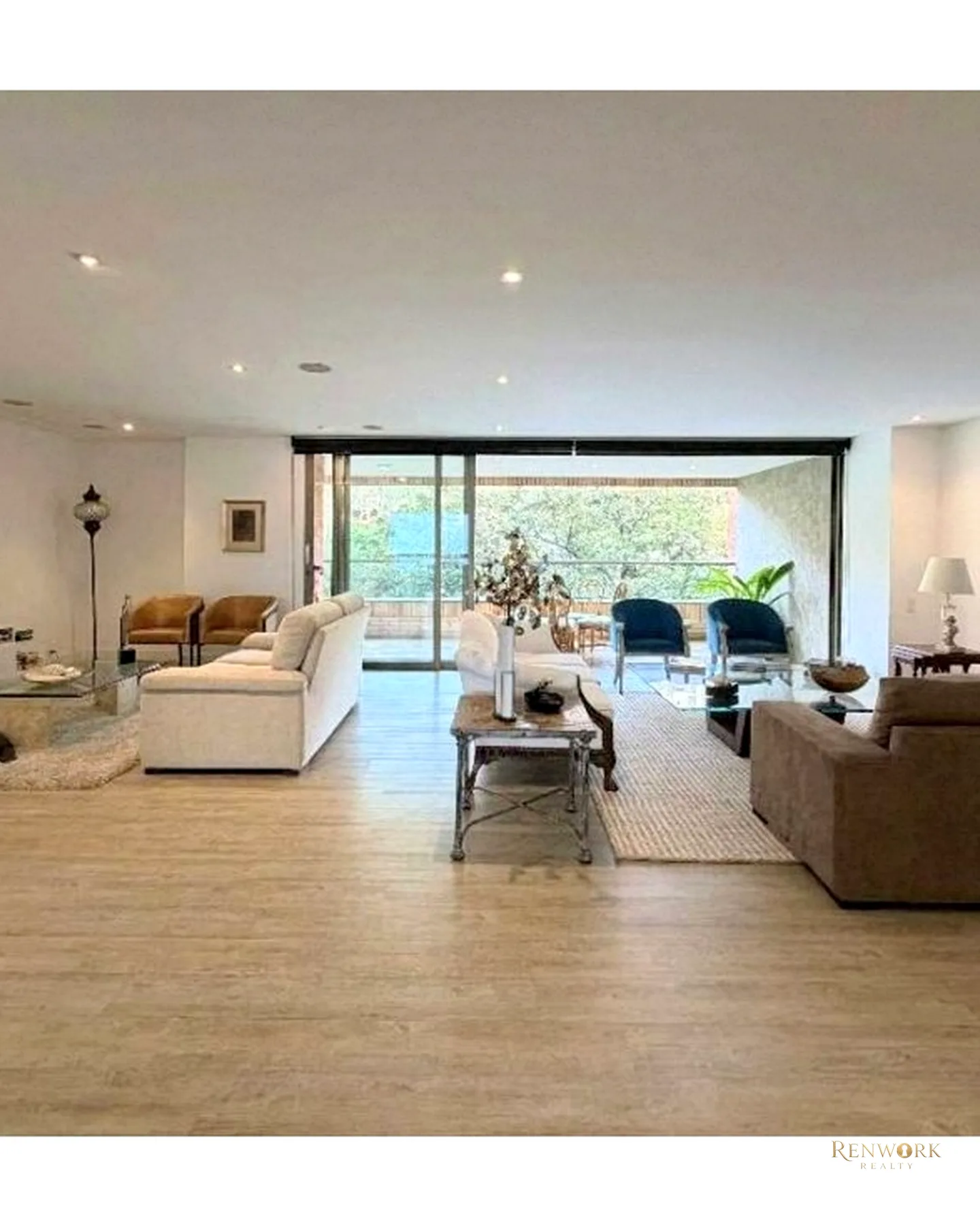 VENTA DE APARTAMENTO DE LUJO EN LAS SANTAS EL POBLADO REMODELADO · foto 2
