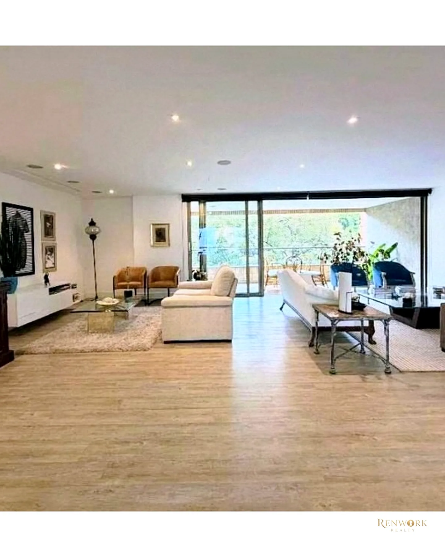 VENTA DE APARTAMENTO DE LUJO EN LAS SANTAS EL POBLADO REMODELADO · foto 3