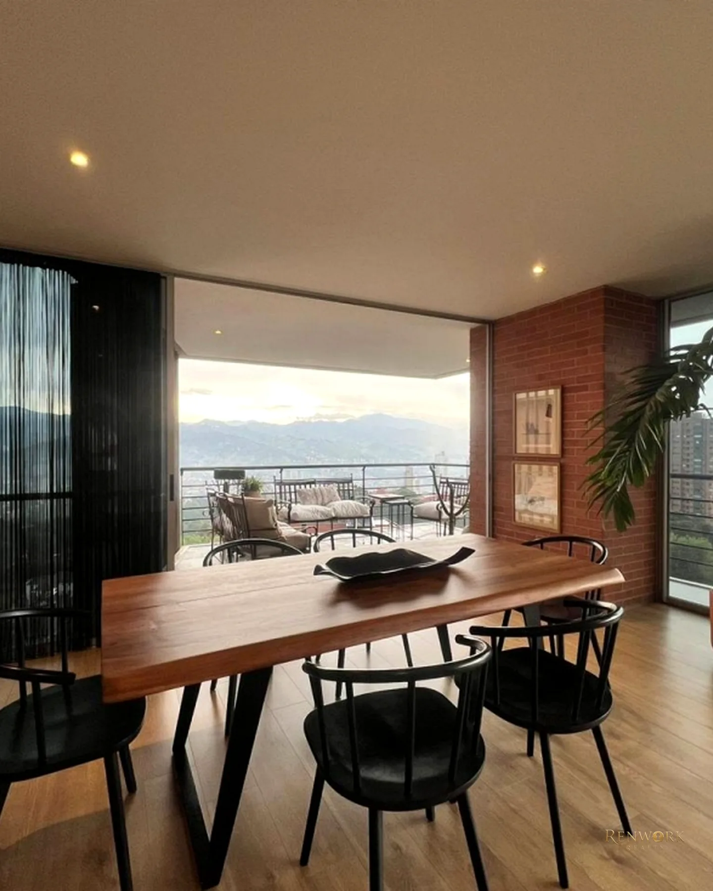 VENTA DE APARTAMENTO DE LUJO EN POBLADO SAN LUCAS · foto 2