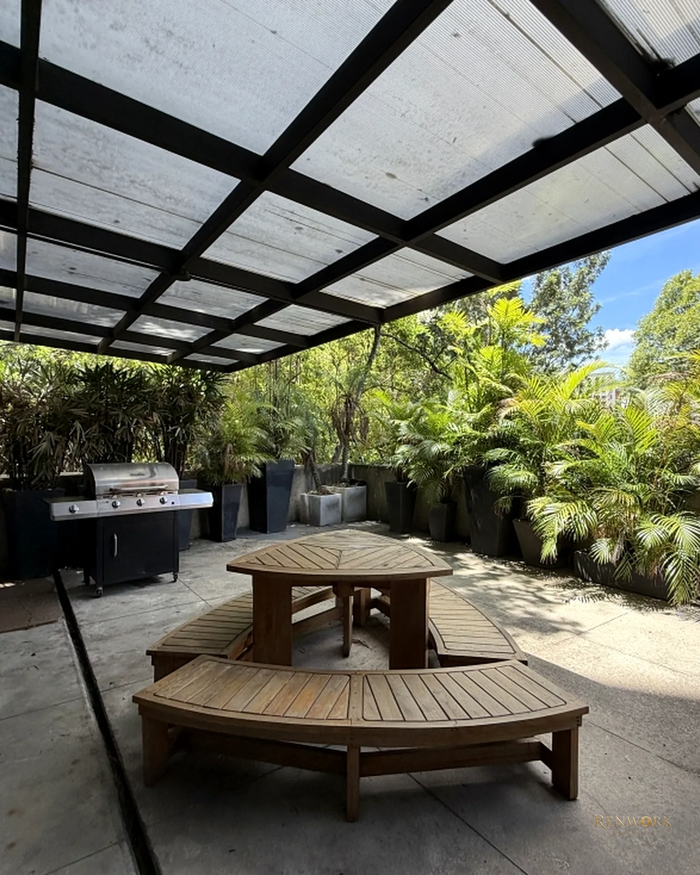 VENTA DE APARTAMENTO DUPLEX EN ASTORGA, EL POBLADO · foto 9