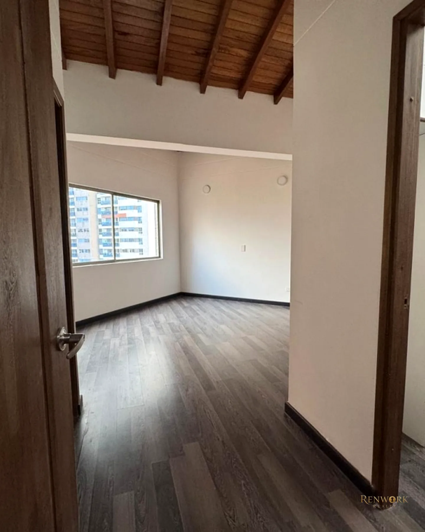 VENTA DE APARTAMENTO DUPLEX EN AVES MARIA - VISTA HERMOSA · foto 13