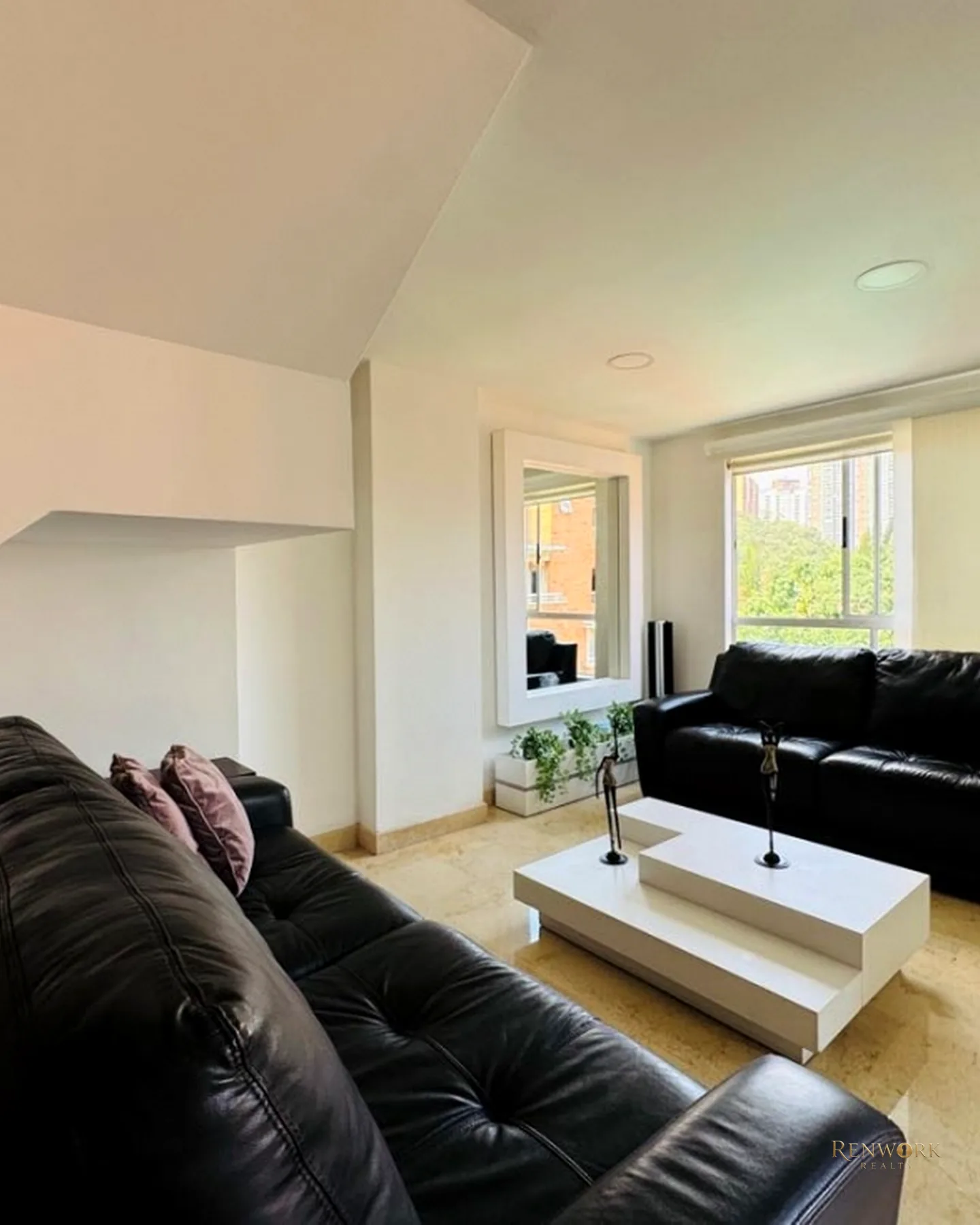 VENTA DE APARTAMENTO DUPLEX EN BELÉN LA MOTA · foto 2