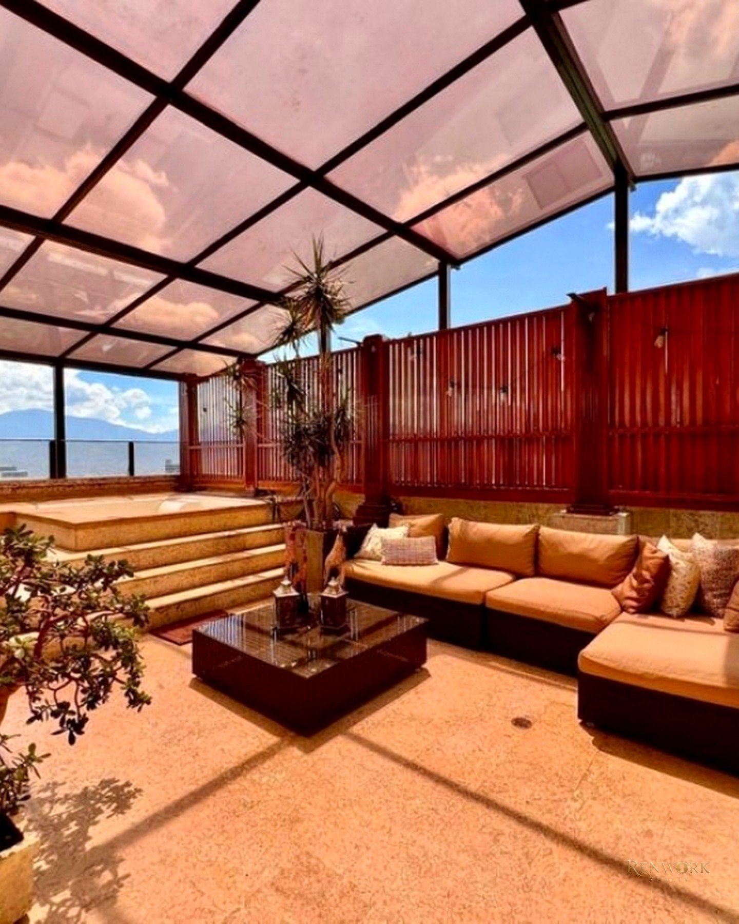 VENTA DE APARTAMENTO DUPLEX EN EL POBLADO · foto 2