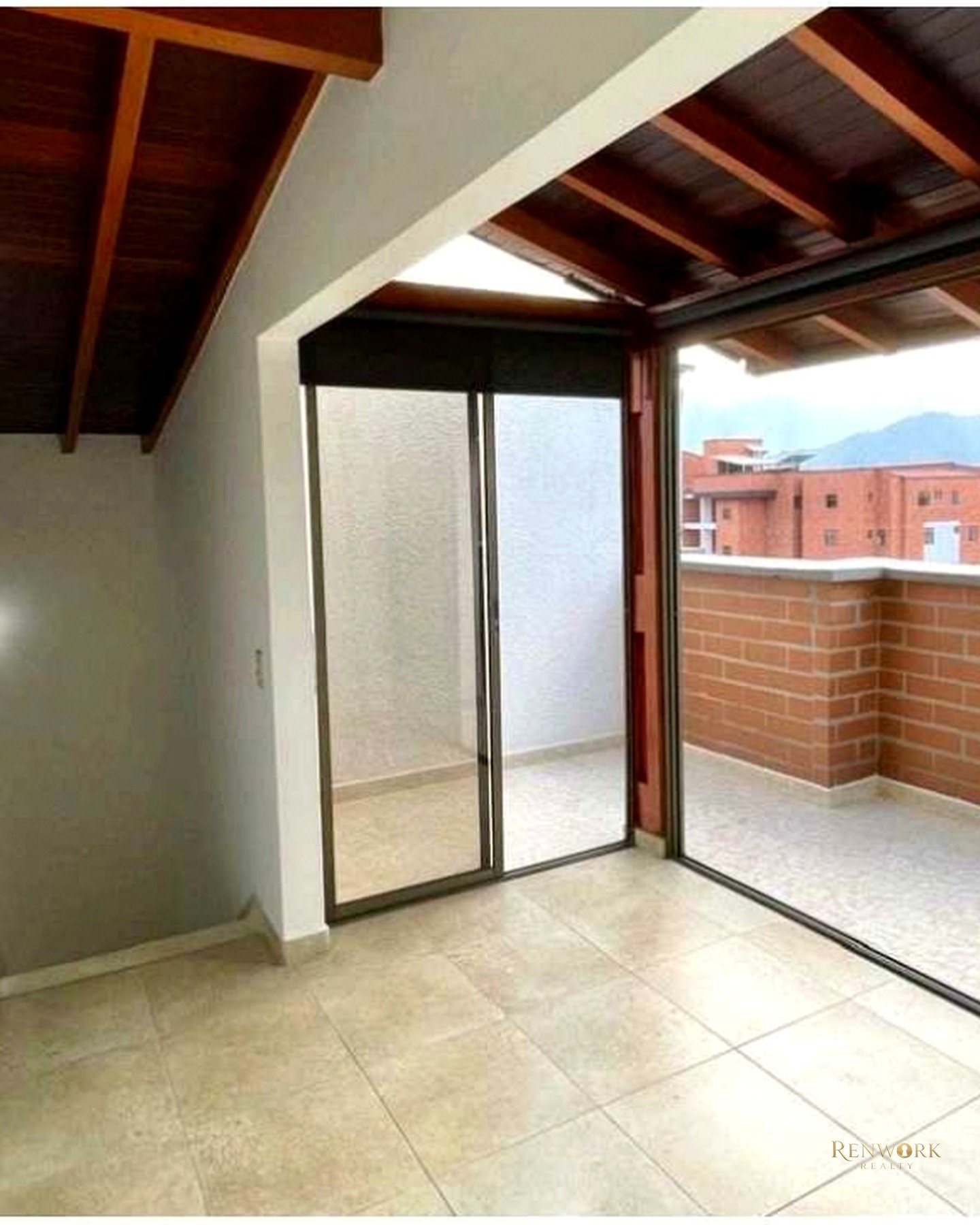 VENTA DE APARTAMENTO DUPLEX EN ENVIGADO, ZUÑIGA. · foto 3
