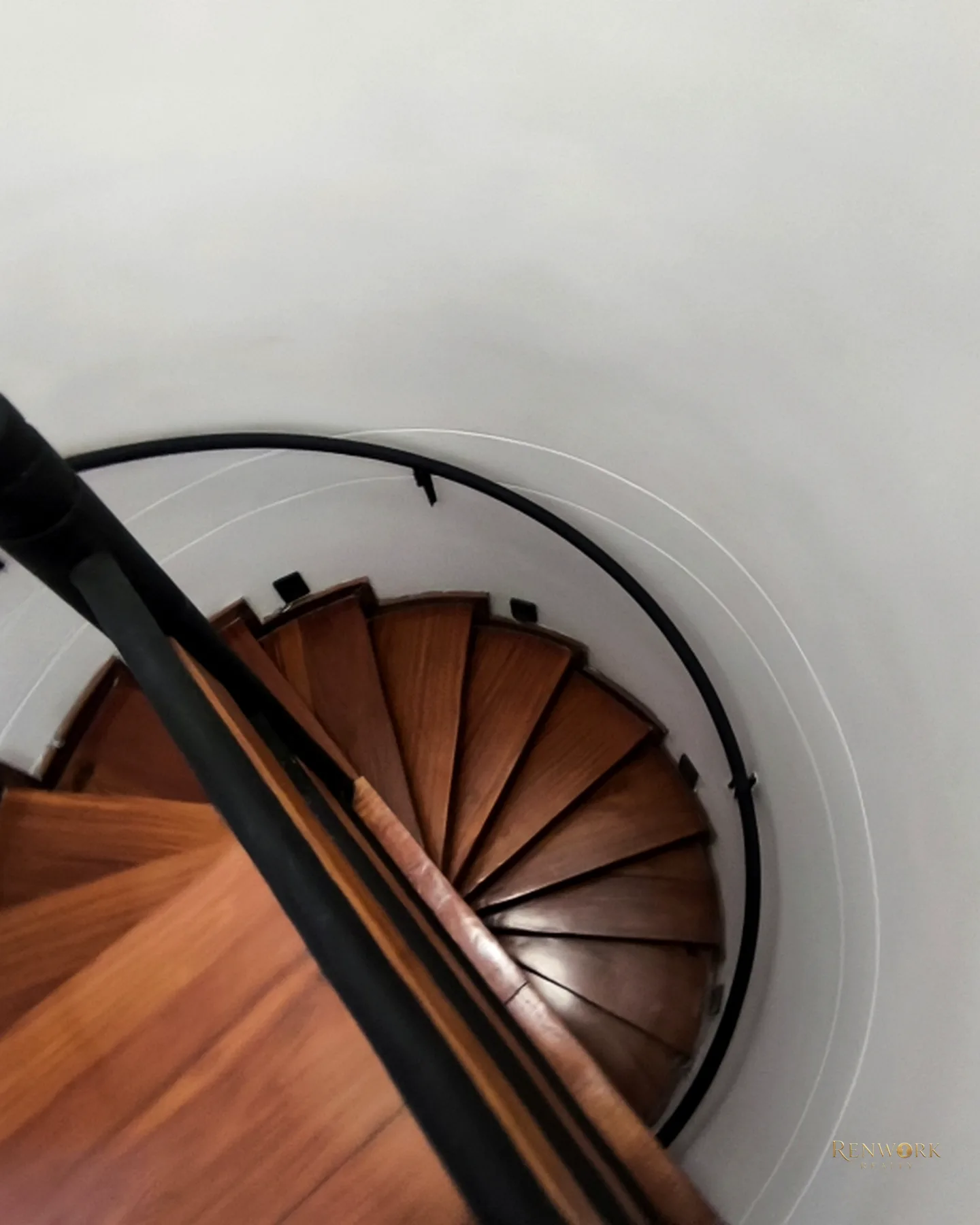 VENTA DE APARTAMENTO DÚPLEX EN LA MILLA DE ORO · foto 6