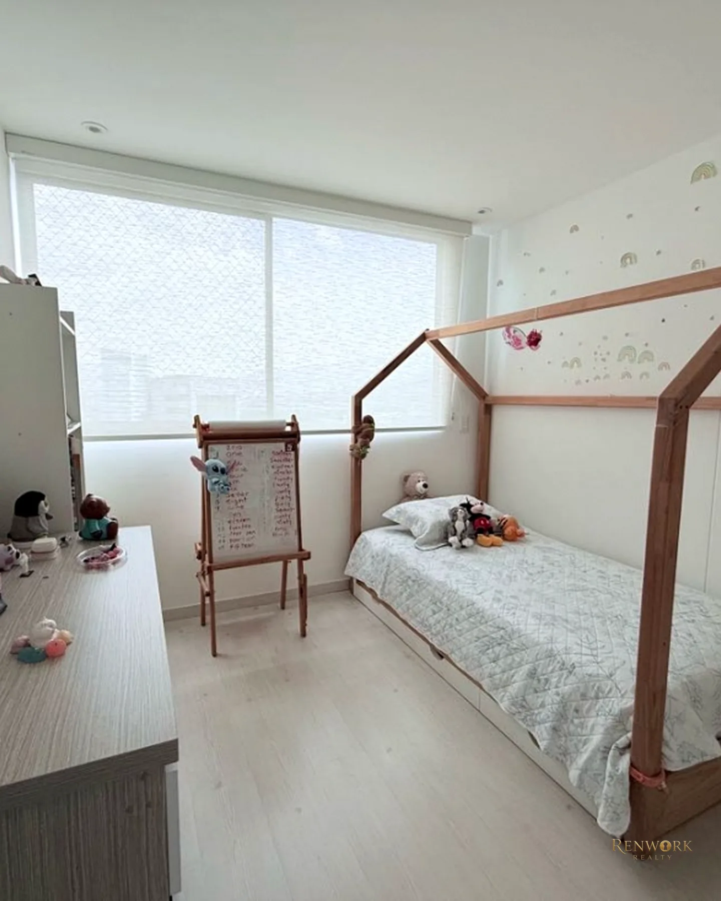 VENTA DE APARTAMENTO EL POBLADO CASTROPOL · foto 16