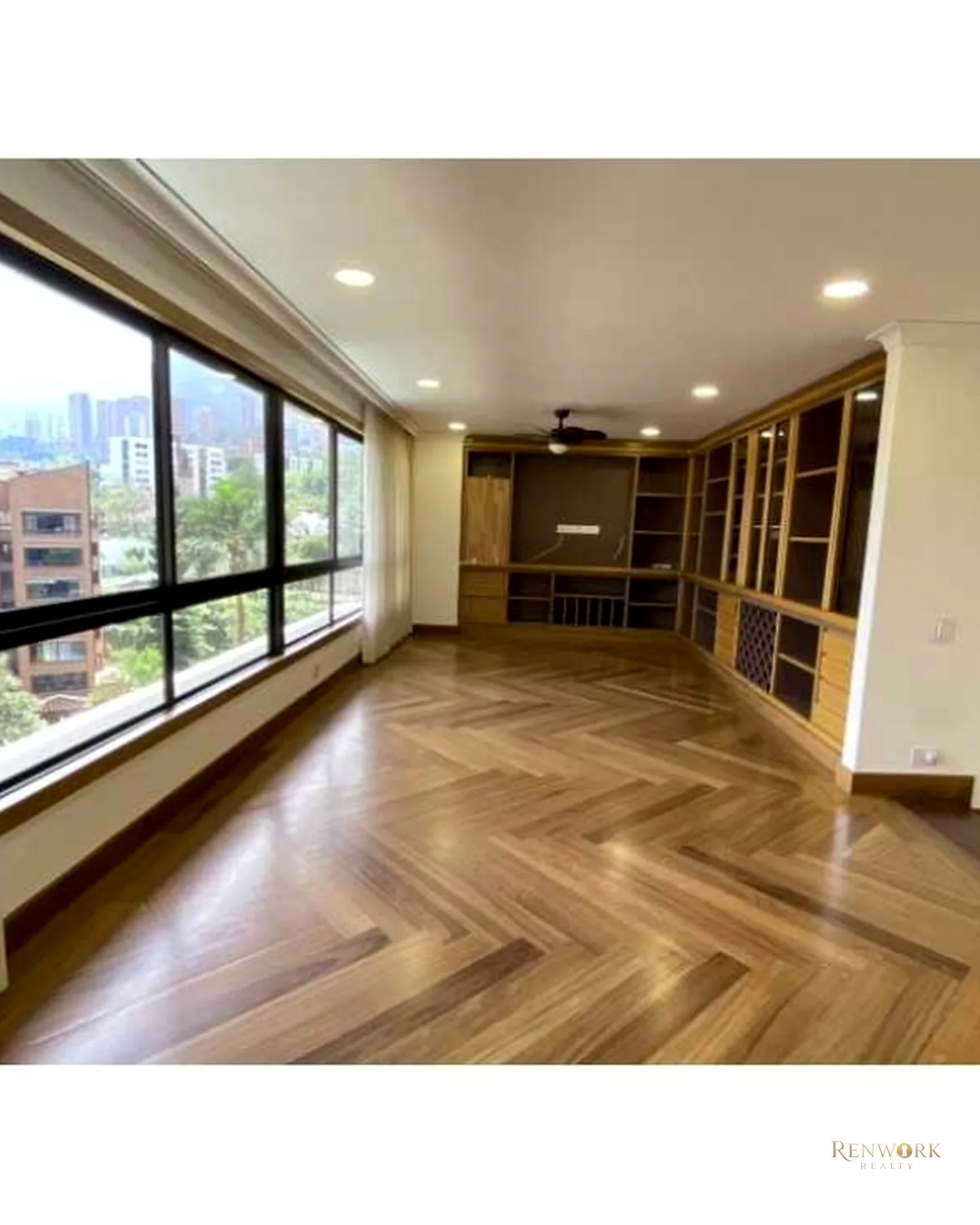 VENTA DE APARTAMENTO EL POBLADO ( REMODELADO ) · foto 11