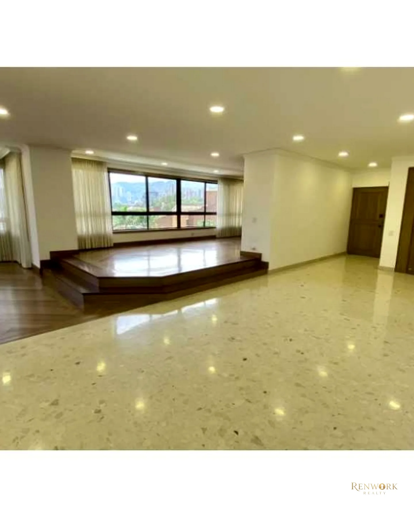 VENTA DE APARTAMENTO EL POBLADO ( REMODELADO ) · foto 4