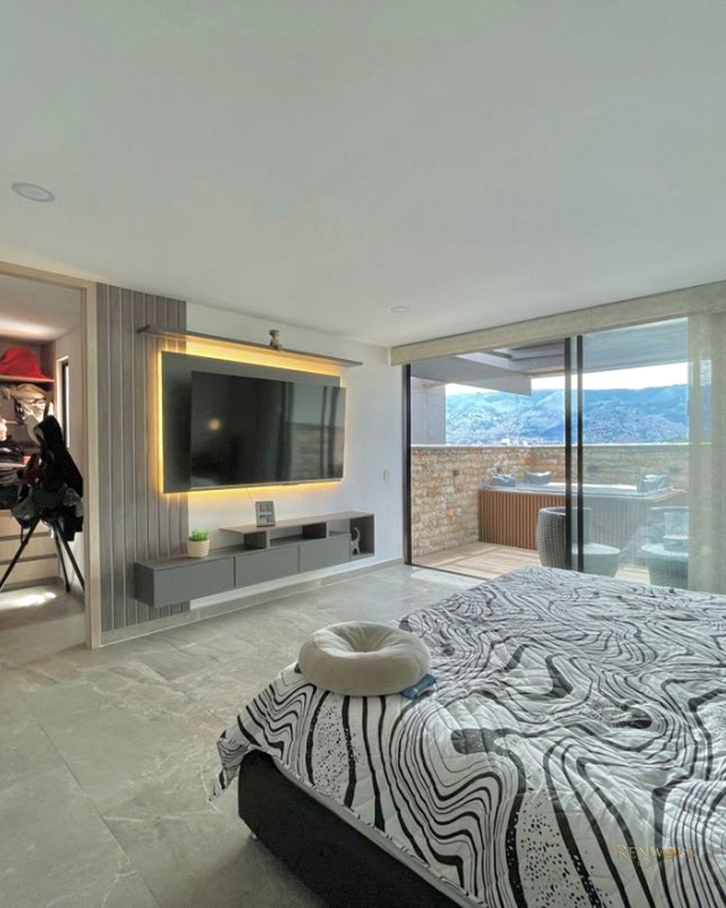 Vista de VENTA DE APARTAMENTO EN BELÉN ROSALES