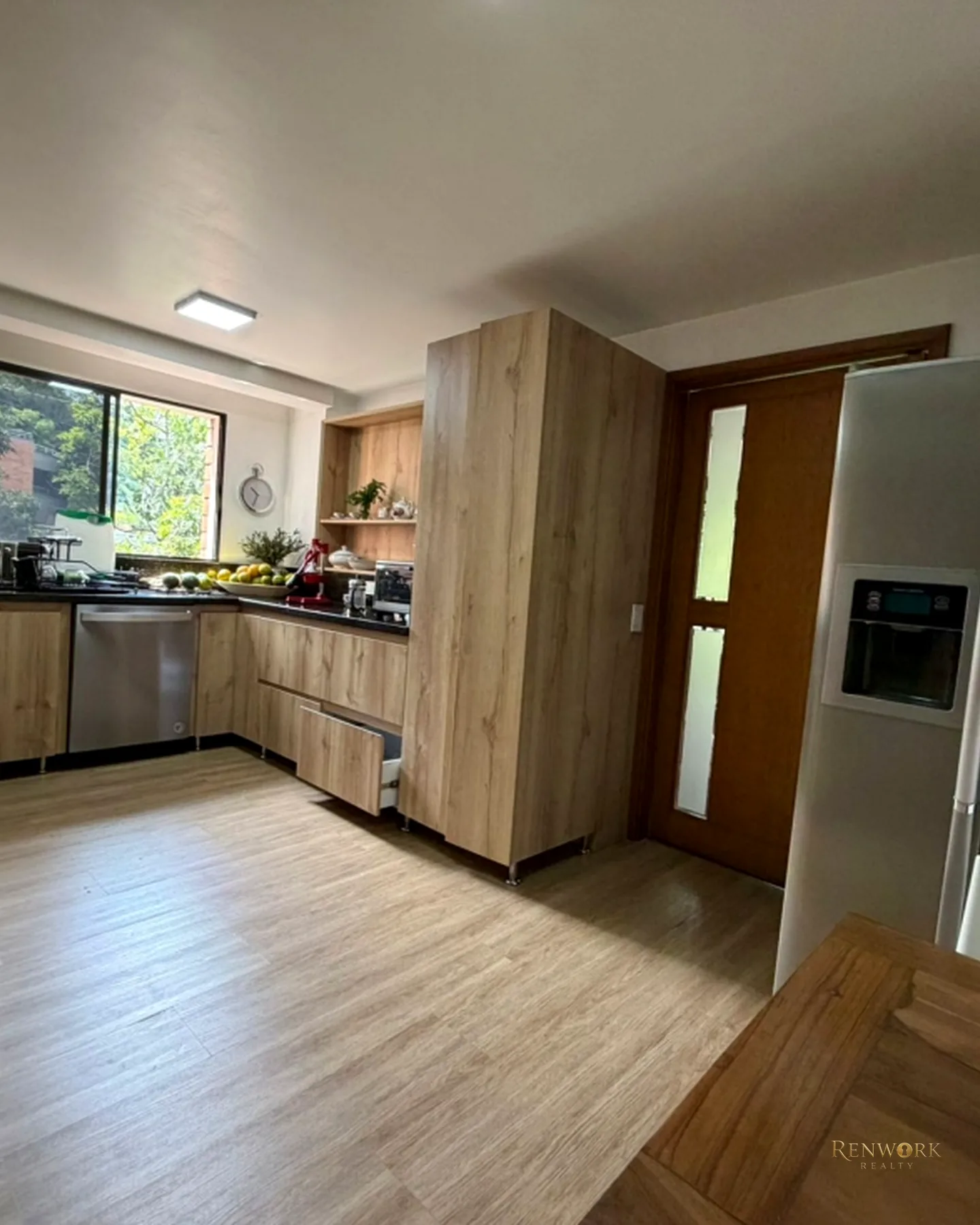 VENTA DE APARTAMENTO EN CASTROPOL - POBLADO CERCA A PALMAS · foto 4