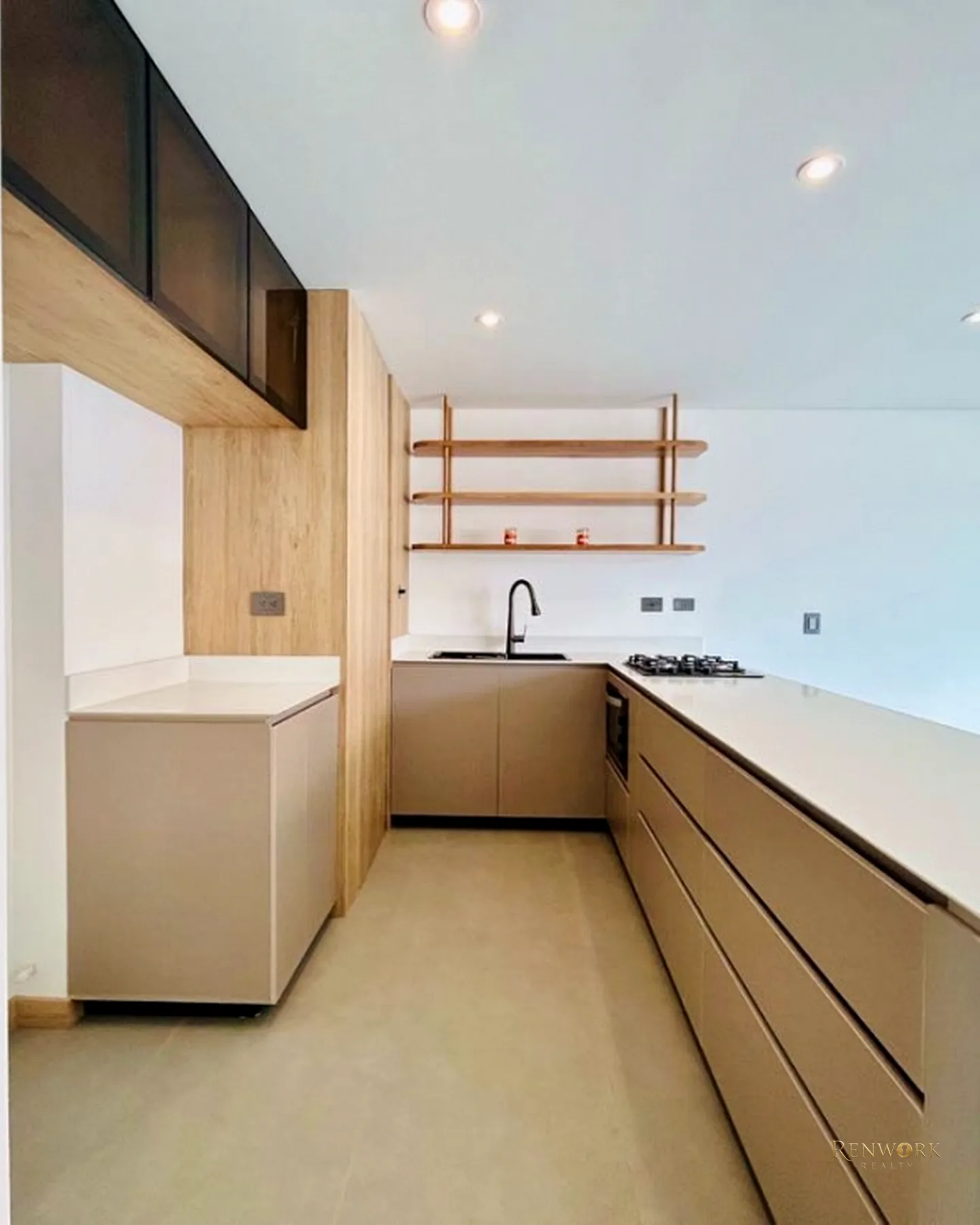 VENTA DE APARTAMENTO EN EDIFICIO LA CASTELLANA - MEDELLÍN · foto 4