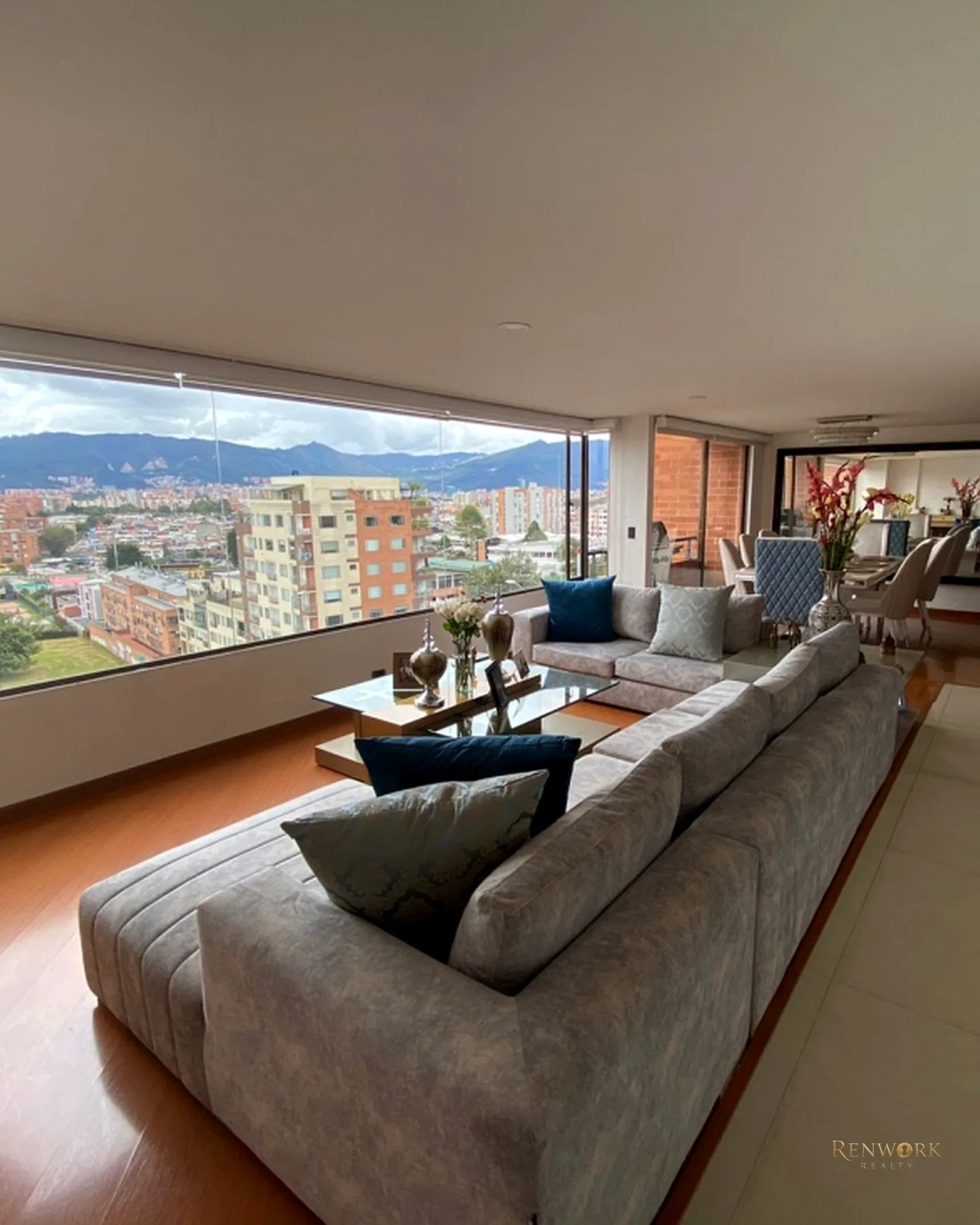 ¡VENTA DE APARTAMENTO EN EL EXCLUSIVO SECTOR DE GRATAMIRA BOGOTÁ! · foto 1