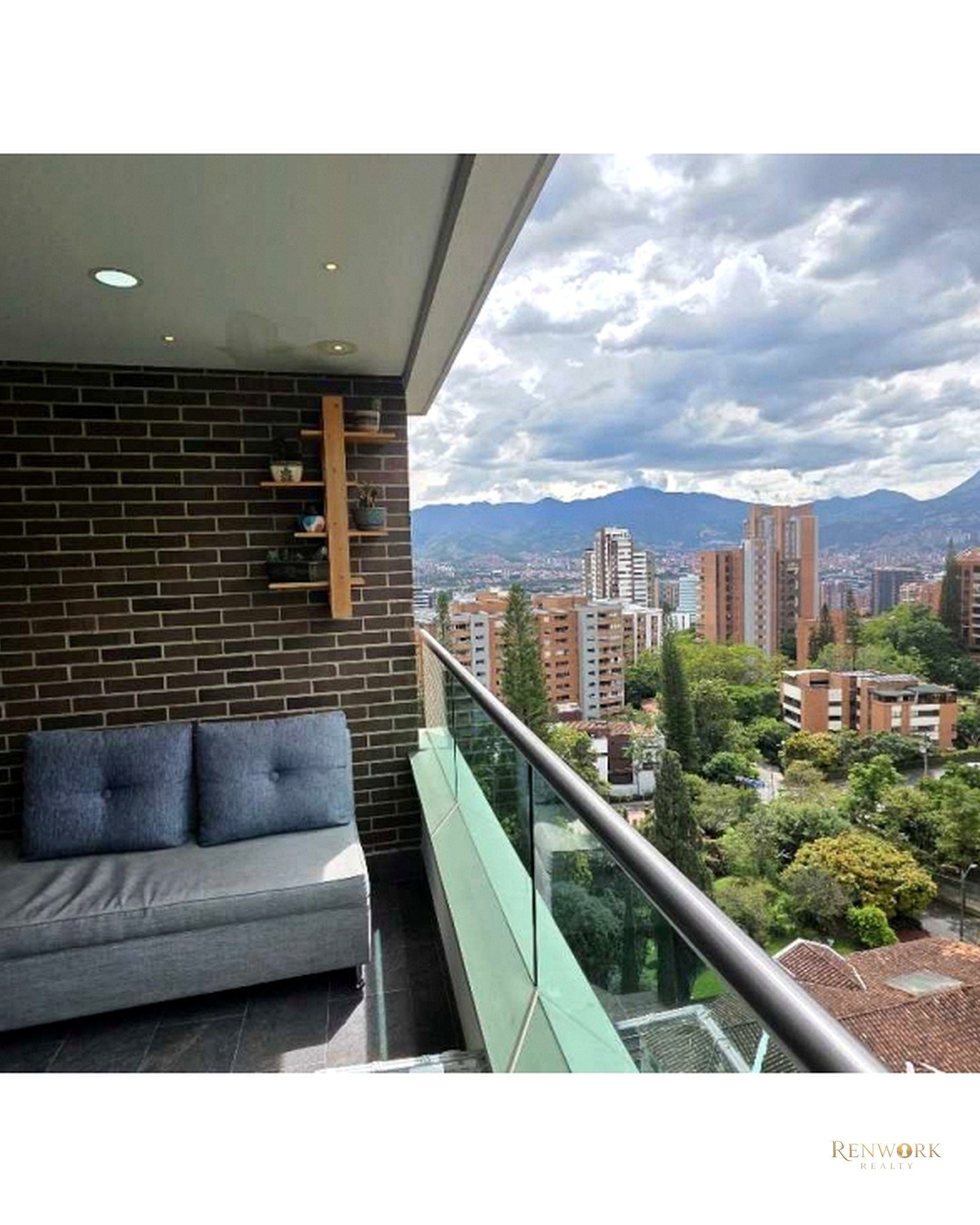 VENTA DE APARTAMENTO EN EL POBLADO - CASTROPOL · foto 1