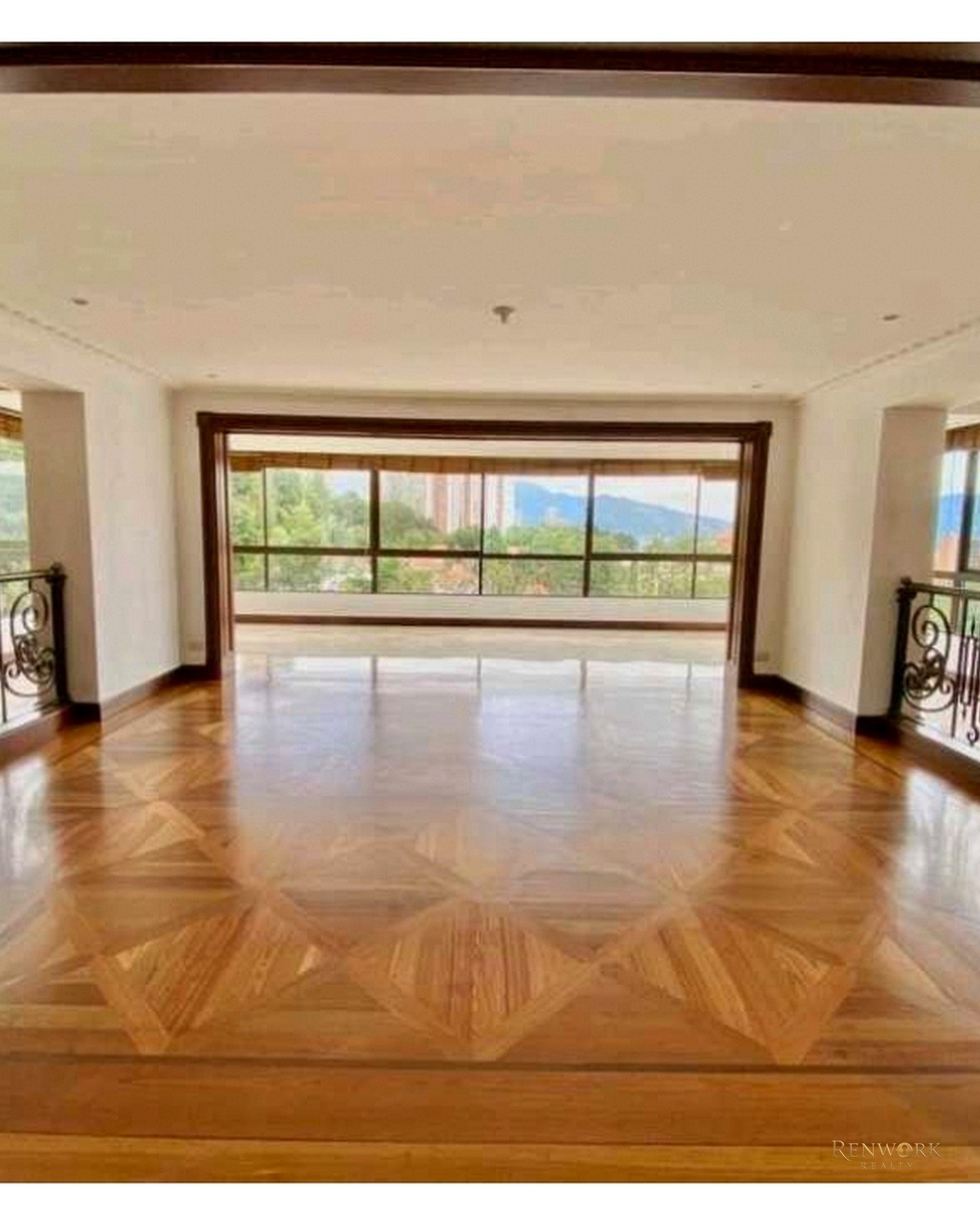 VENTA DE APARTAMENTO EN EL POBLADO CERCA AL C.C EL TESORO. · foto 2