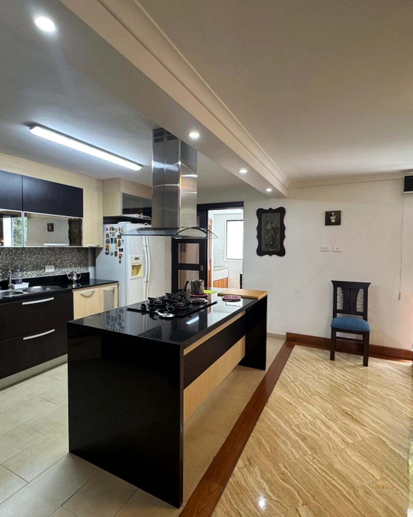 VENTA DE APARTAMENTO EN EL POBLADO CERCA AL CC SANTAFE · foto 8