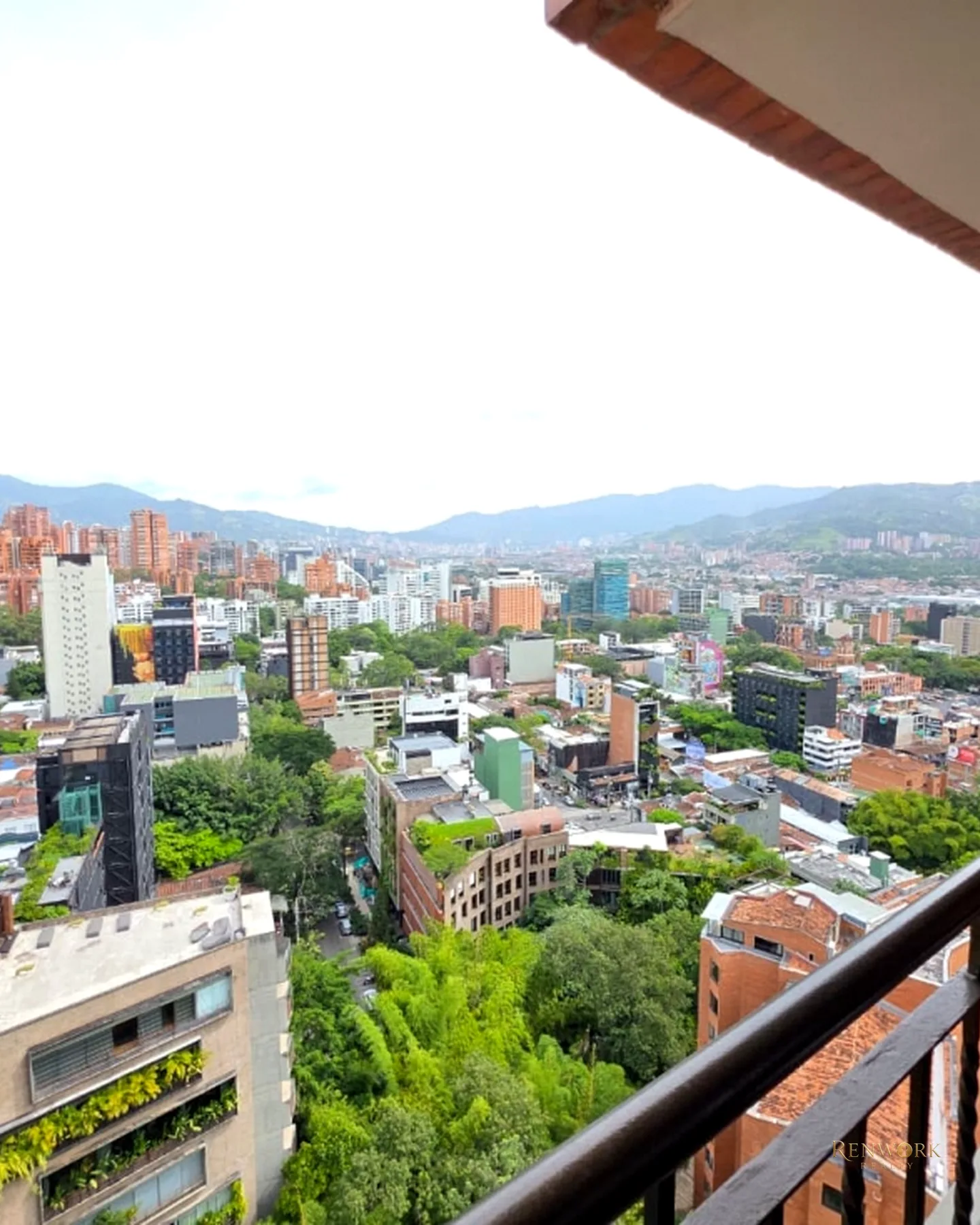 VENTA DE APARTAMENTO EN EL POBLADO, LALINDE $1.350.000.000 · foto 3