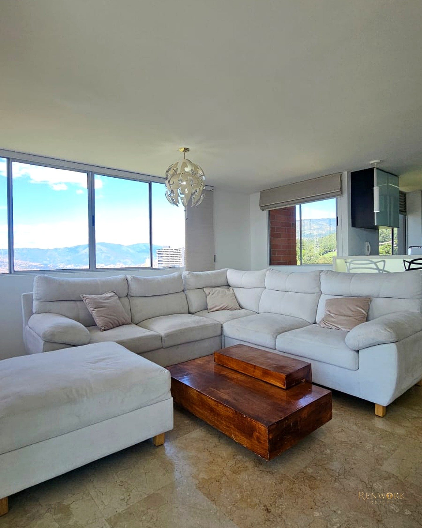 VENTA DE APARTAMENTO EN EL POBLADO LAS PALMAS · foto 2
