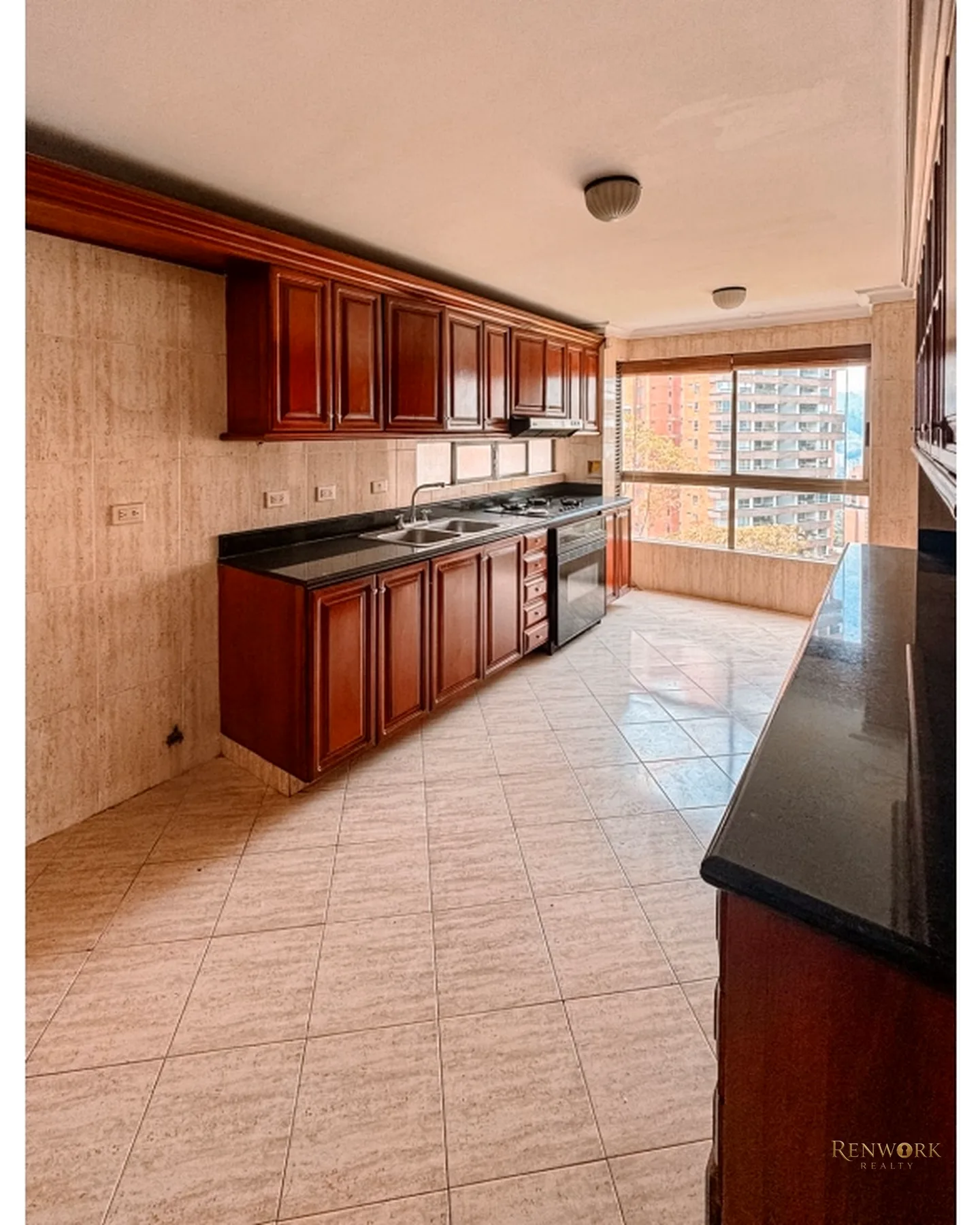 VENTA DE APARTAMENTO EN EL POBLADO MEDELLÍN SECTOR LOS BALSOS · foto 4