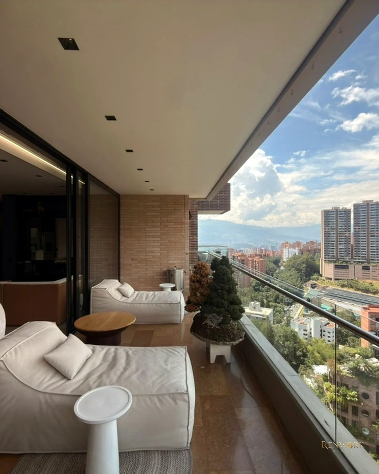 VENTA DE APARTAMENTO EN EL POBLADO, SAN LUCAS · foto 8