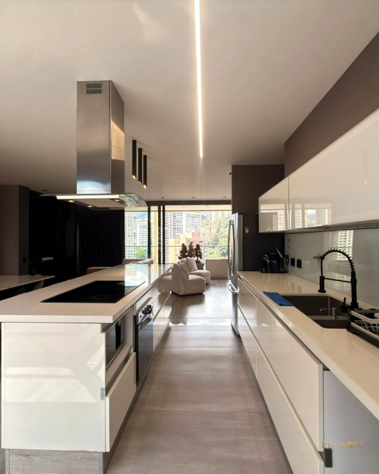VENTA DE APARTAMENTO EN EL POBLADO, SAN LUCAS · foto 2