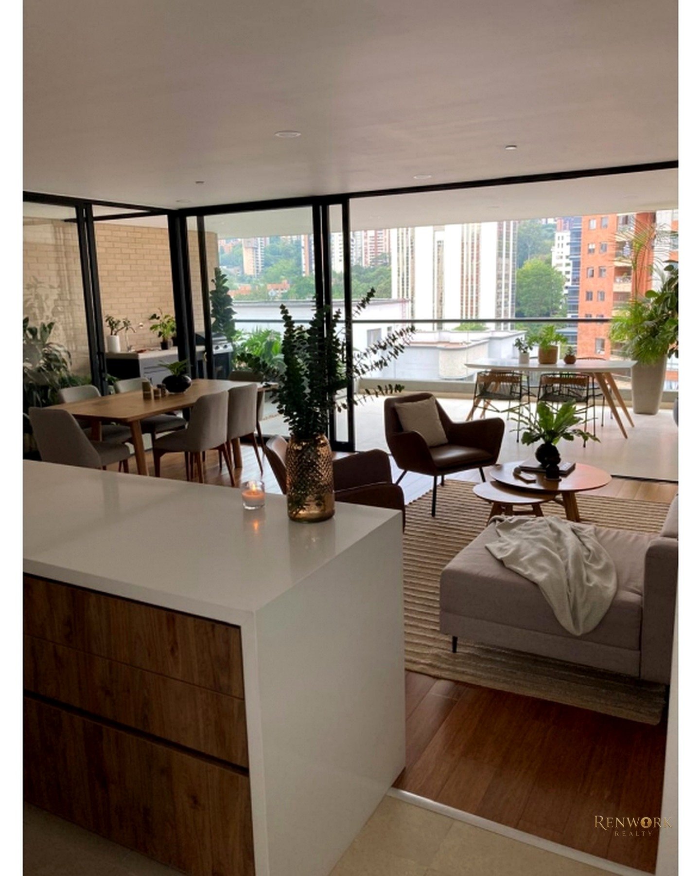 VENTA DE APARTAMENTO EN EL POBLADO SANTA MARÍA DE LOS ÁNGELES · foto 1