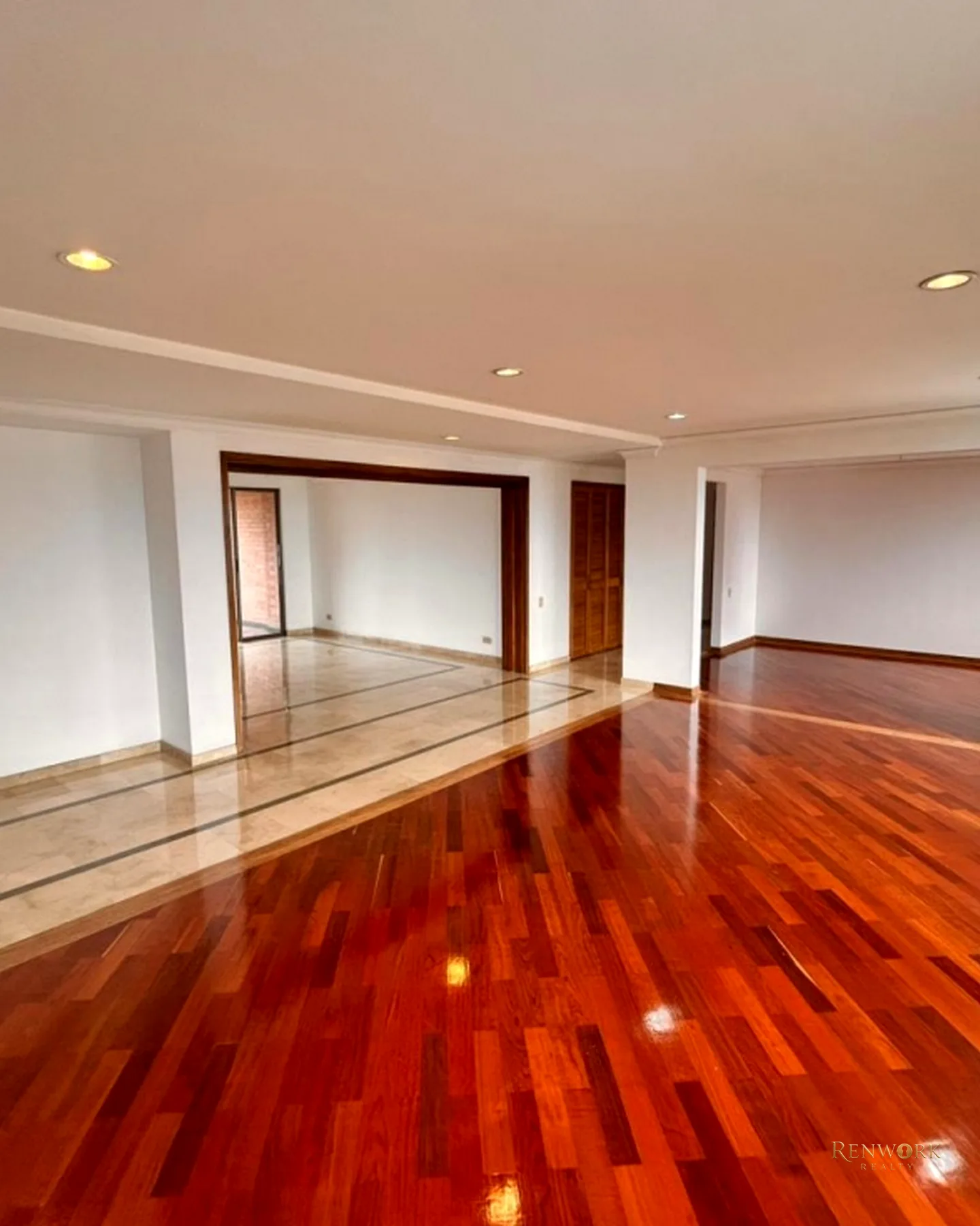 VENTA DE APARTAMENTO EN EL POBLADO, SECTOR BALSOS/MILLA DE ORO · foto 2