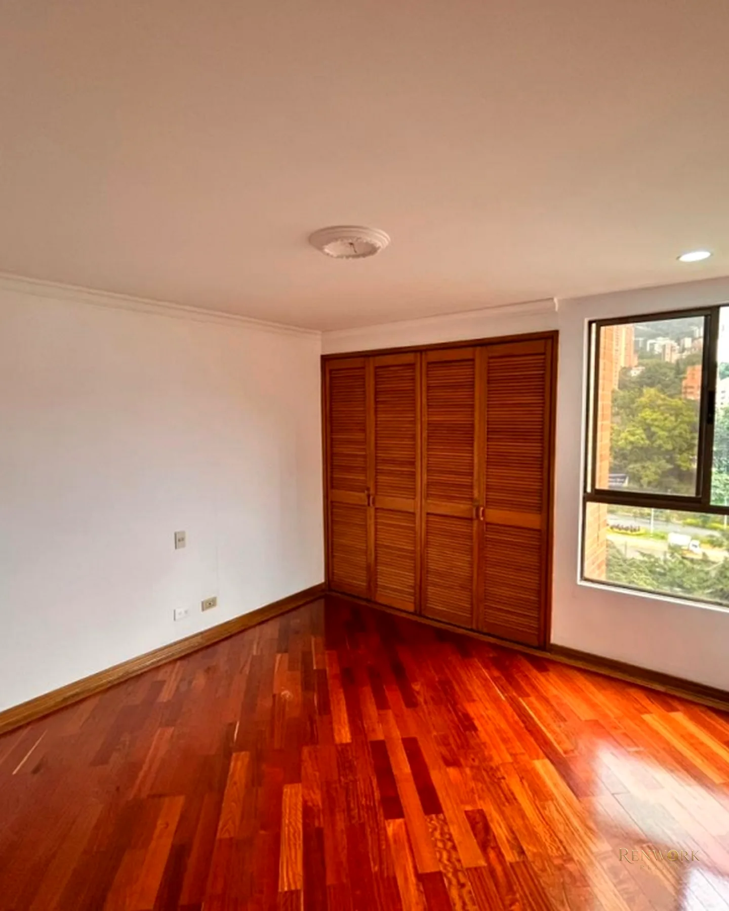 VENTA DE APARTAMENTO EN EL POBLADO, SECTOR BALSOS/MILLA DE ORO · foto 9