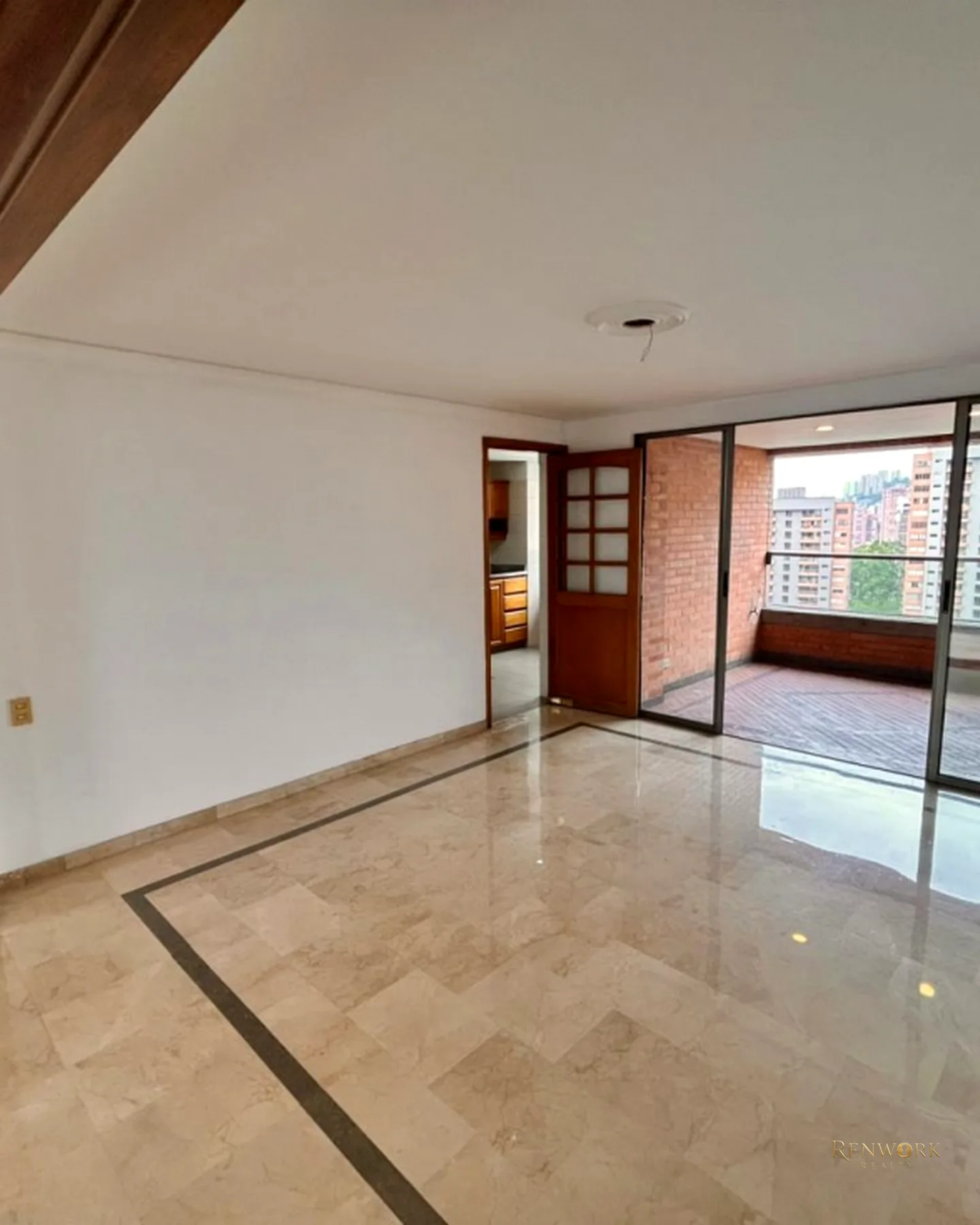 VENTA DE APARTAMENTO EN EL POBLADO, SECTOR BALSOS/MILLA DE ORO · foto 4