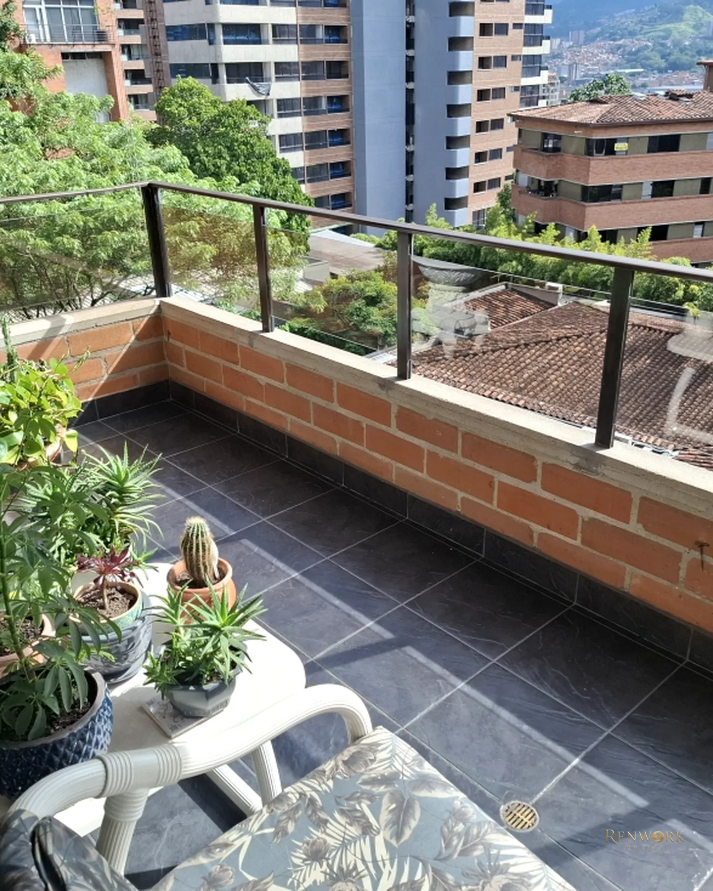 VENTA DE APARTAMENTO EN EL POBLADO, SECTOR CASTROPOL · foto 15