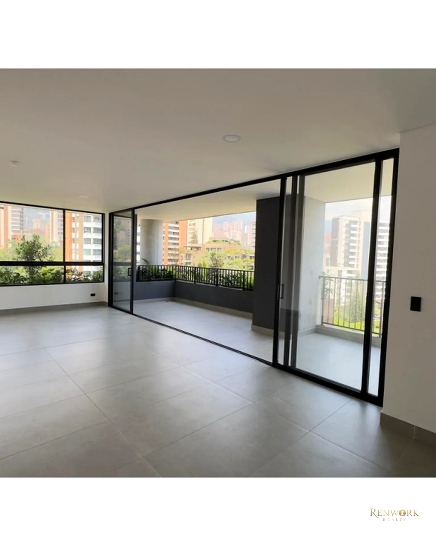 VENTA DE APARTAMENTO EN EL POBLADO SECTOR CASTROPOL · foto 2