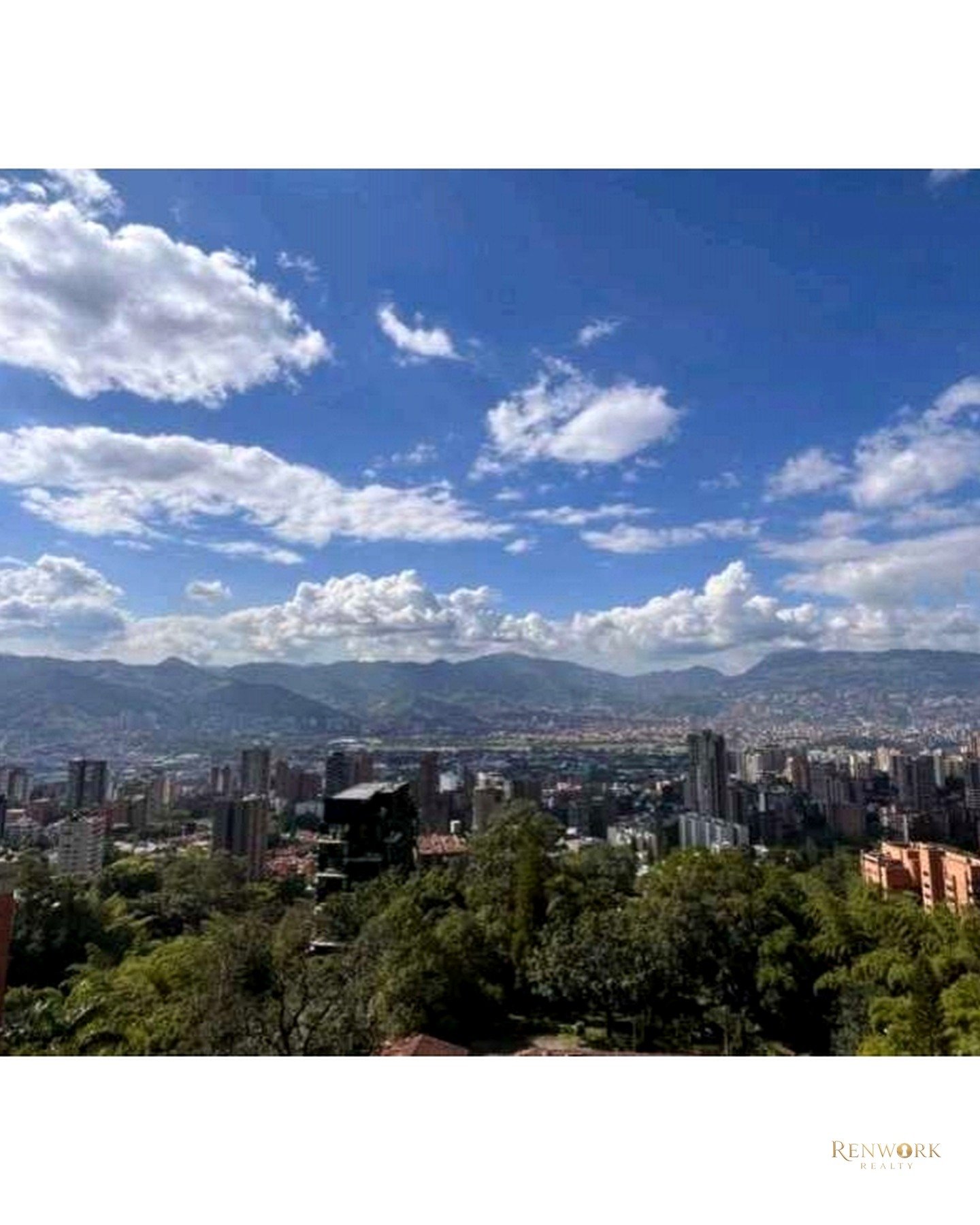 Vista de VENTA DE APARTAMENTO EN EL POBLADO, SECTOR EL TESORO.