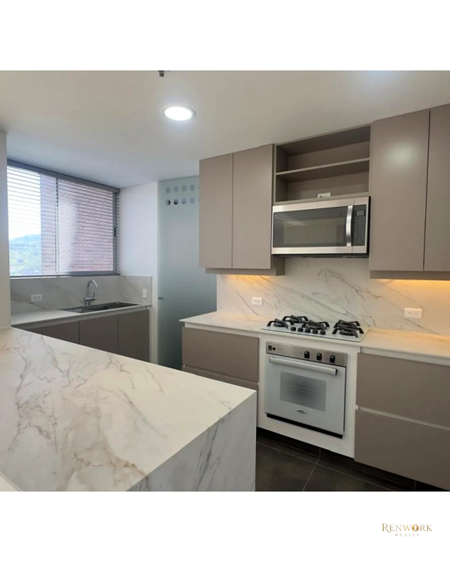 VENTA DE APARTAMENTO EN EL POBLADO SECTOR EL TESORO · foto 1