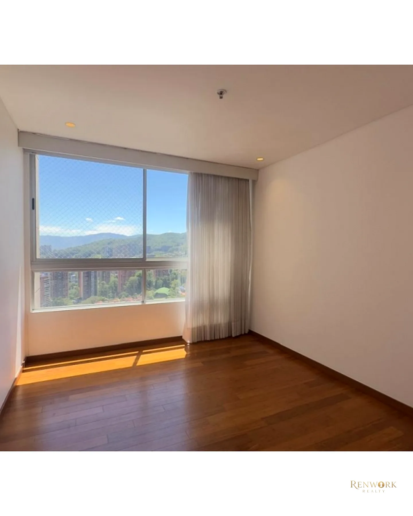 VENTA DE APARTAMENTO EN EL POBLADO SECTOR EL TESORO · foto 17