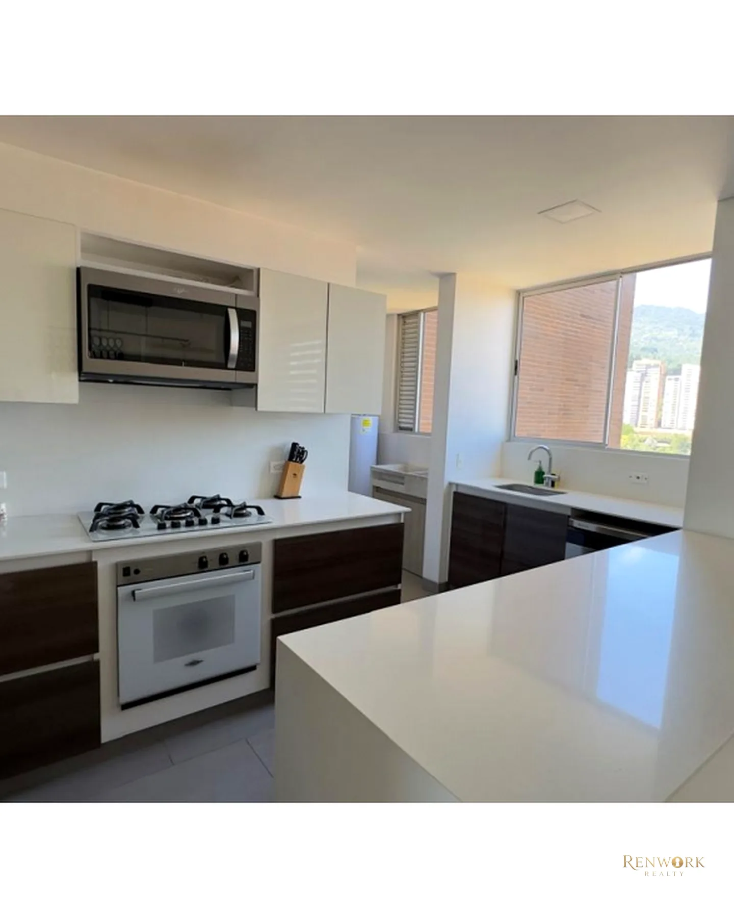 VENTA DE APARTAMENTO EN EL POBLADO SECTOR EL TESORO · foto 6
