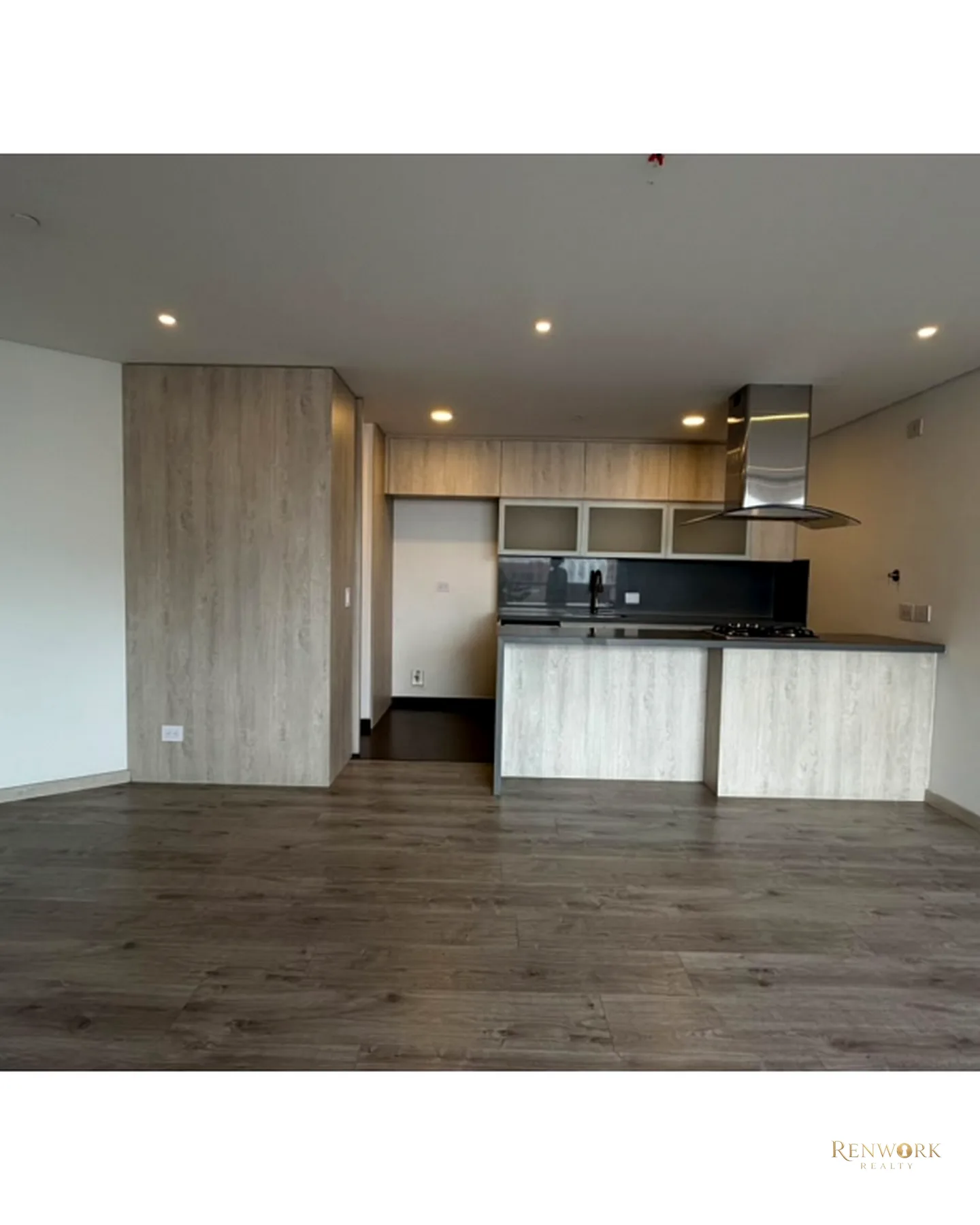VENTA DE APARTAMENTO EN EL POBLADO- SECTOR INTERCONTINENTAL · foto 3