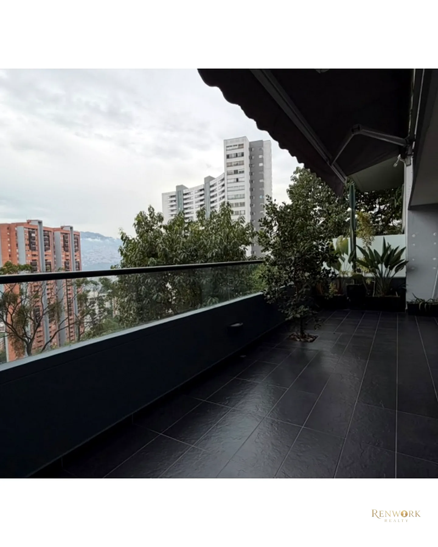 VENTA DE APARTAMENTO EN EL POBLADO- SECTOR LAS PALMAS · foto 11