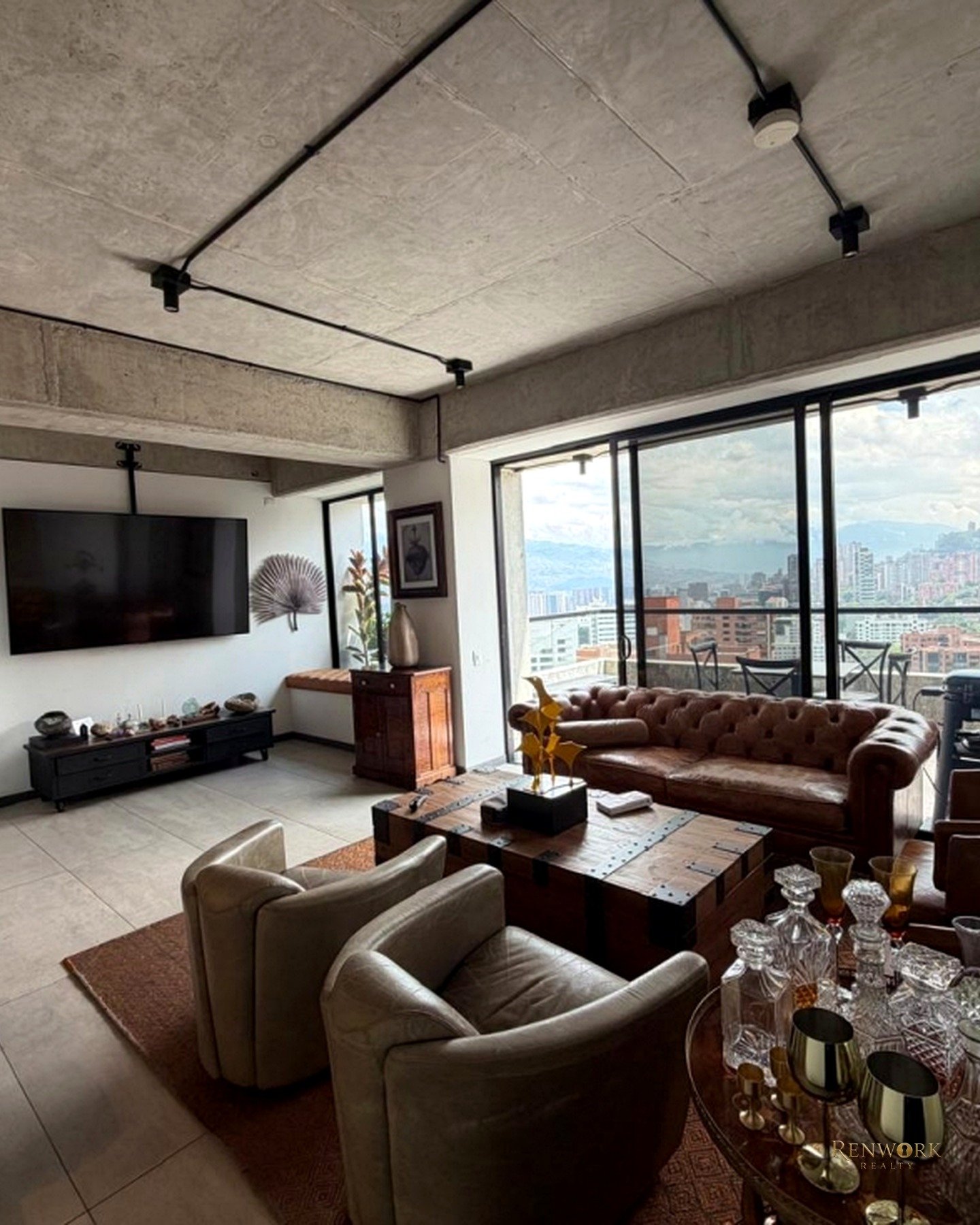 VENTA DE APARTAMENTO EN EL POBLADO SECTOR MILLA DE ORO · foto 2