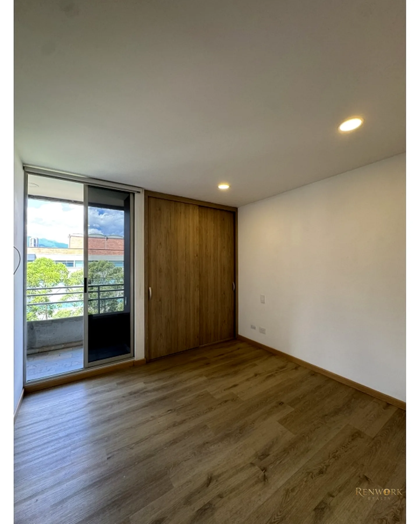 VENTA DE APARTAMENTO EN EL TESORO · foto 10