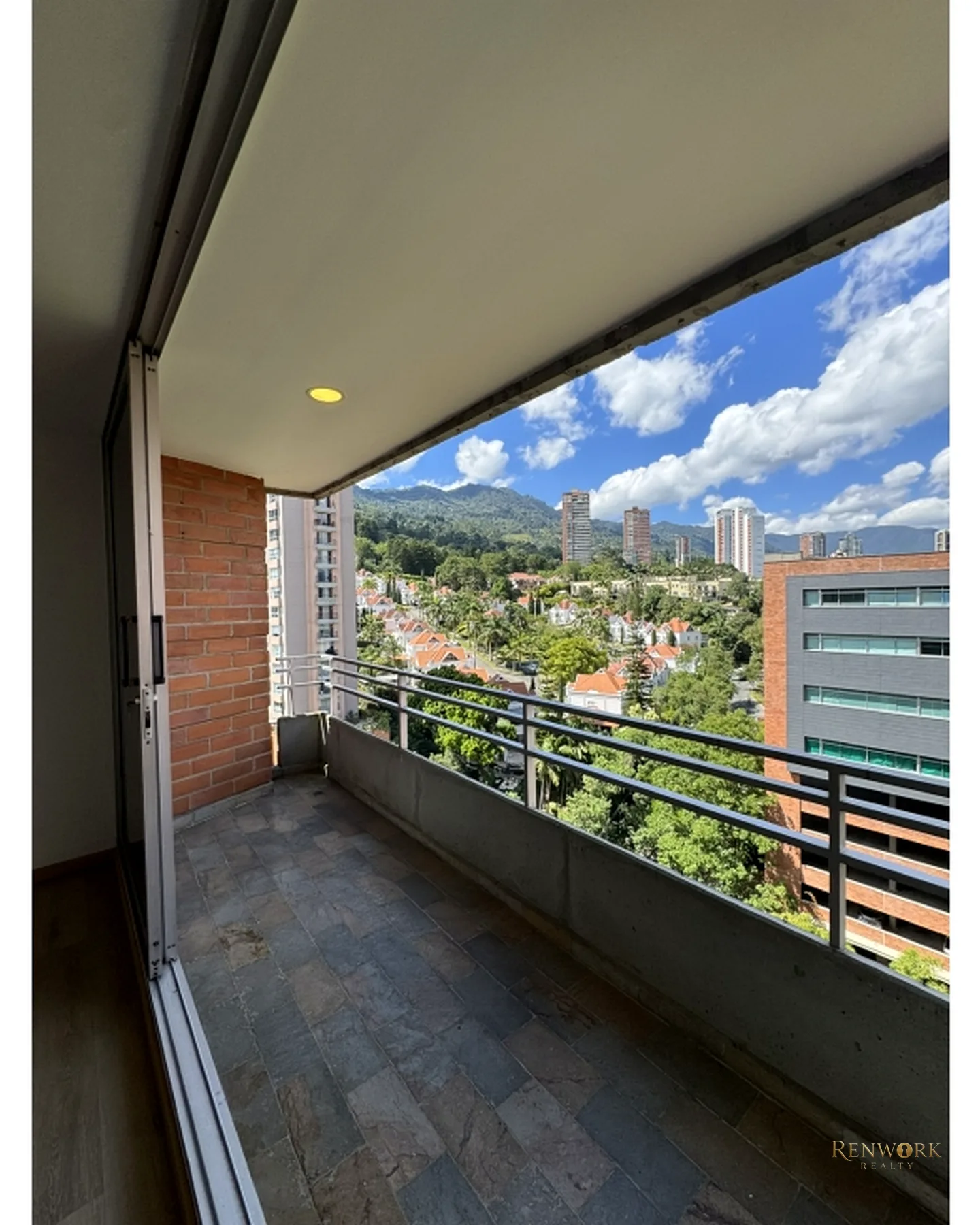 VENTA DE APARTAMENTO EN EL TESORO · foto 7