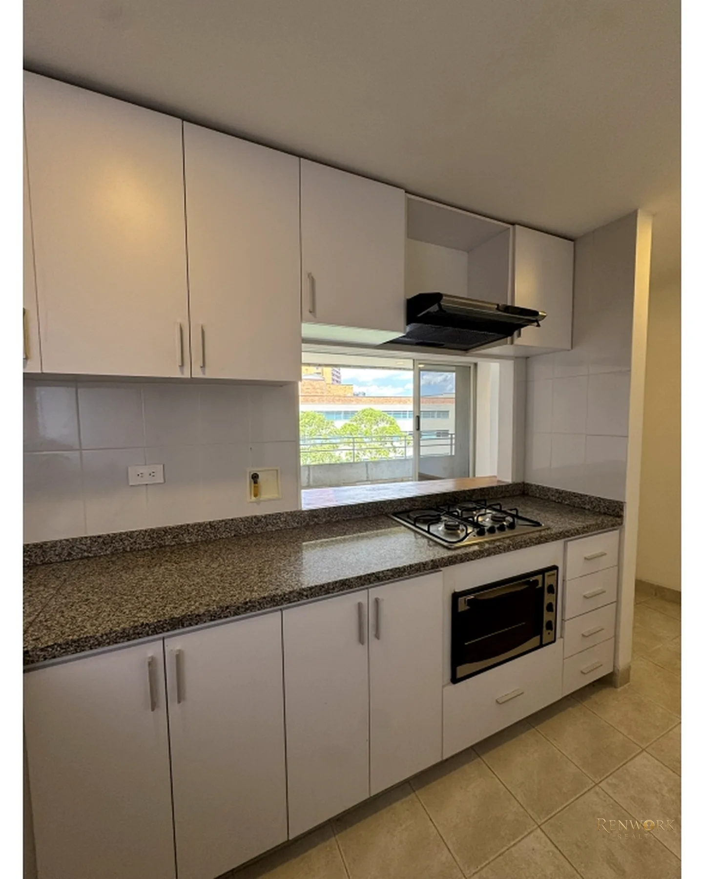 VENTA DE APARTAMENTO EN EL TESORO · foto 4