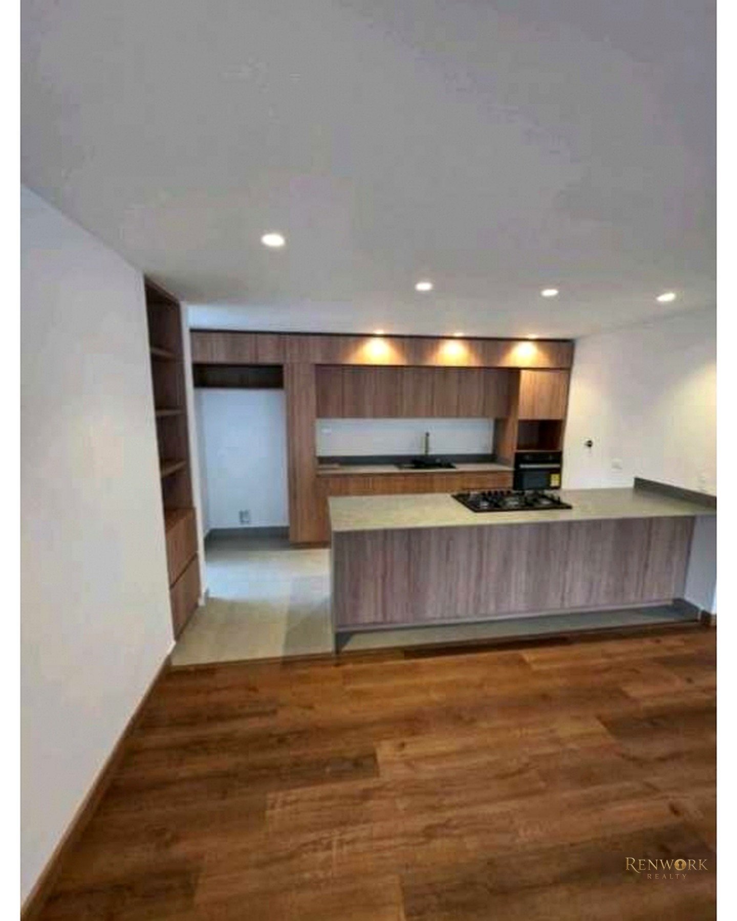 Vista de VENTA DE APARTAMENTO EN ENVIGADO, LOMA DE LAS BRUJAS.