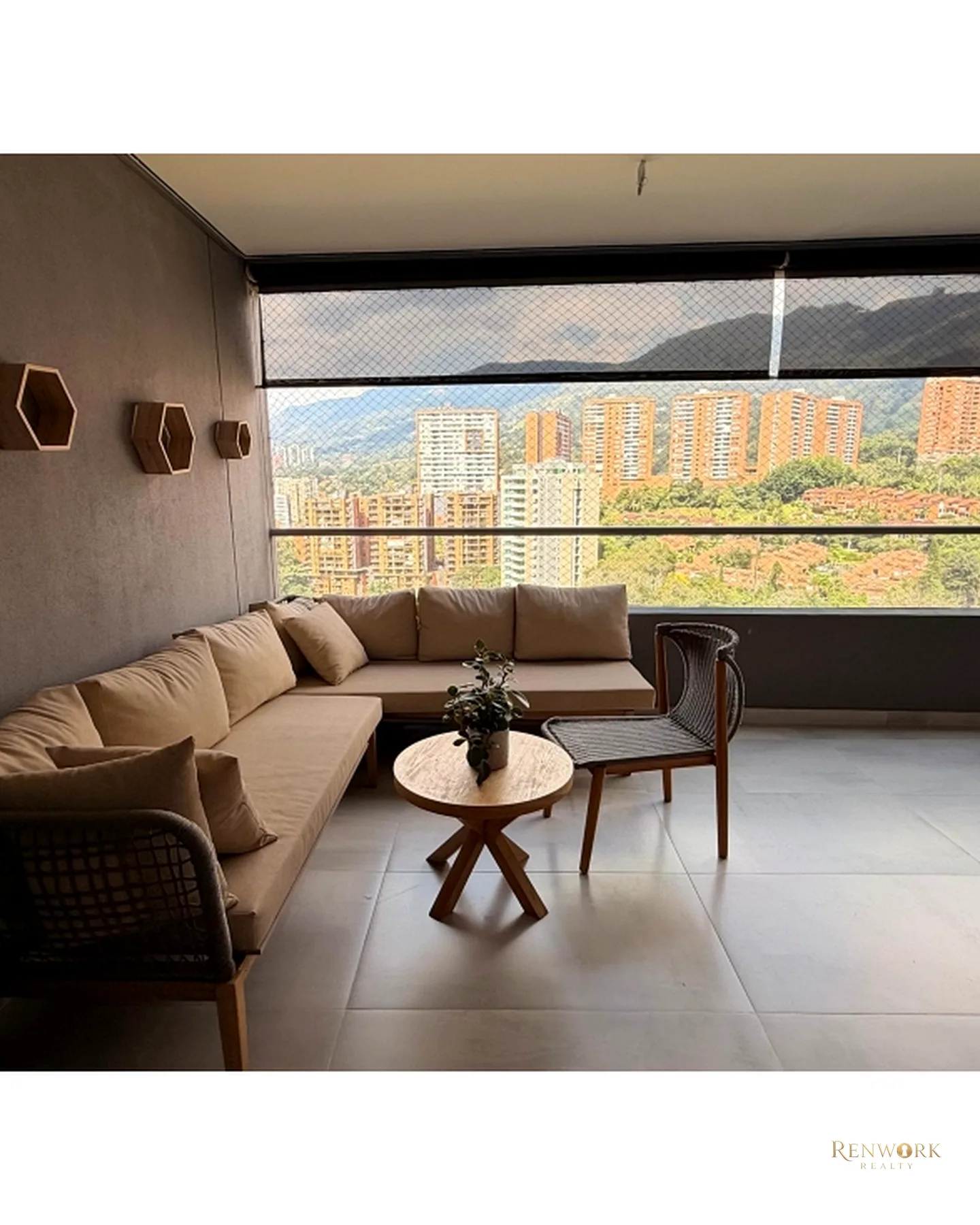 VENTA DE APARTAMENTO EN ENVIGADO, LOMA DE LAS BRUJAS · foto 1