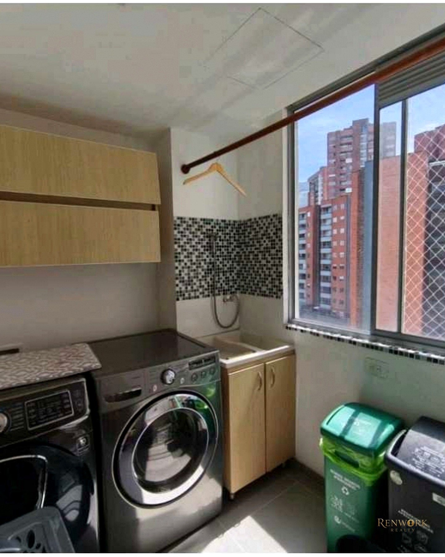VENTA DE APARTAMENTO EN ENVIGADO, SECTOR EL ESMERALDAL. · foto 19