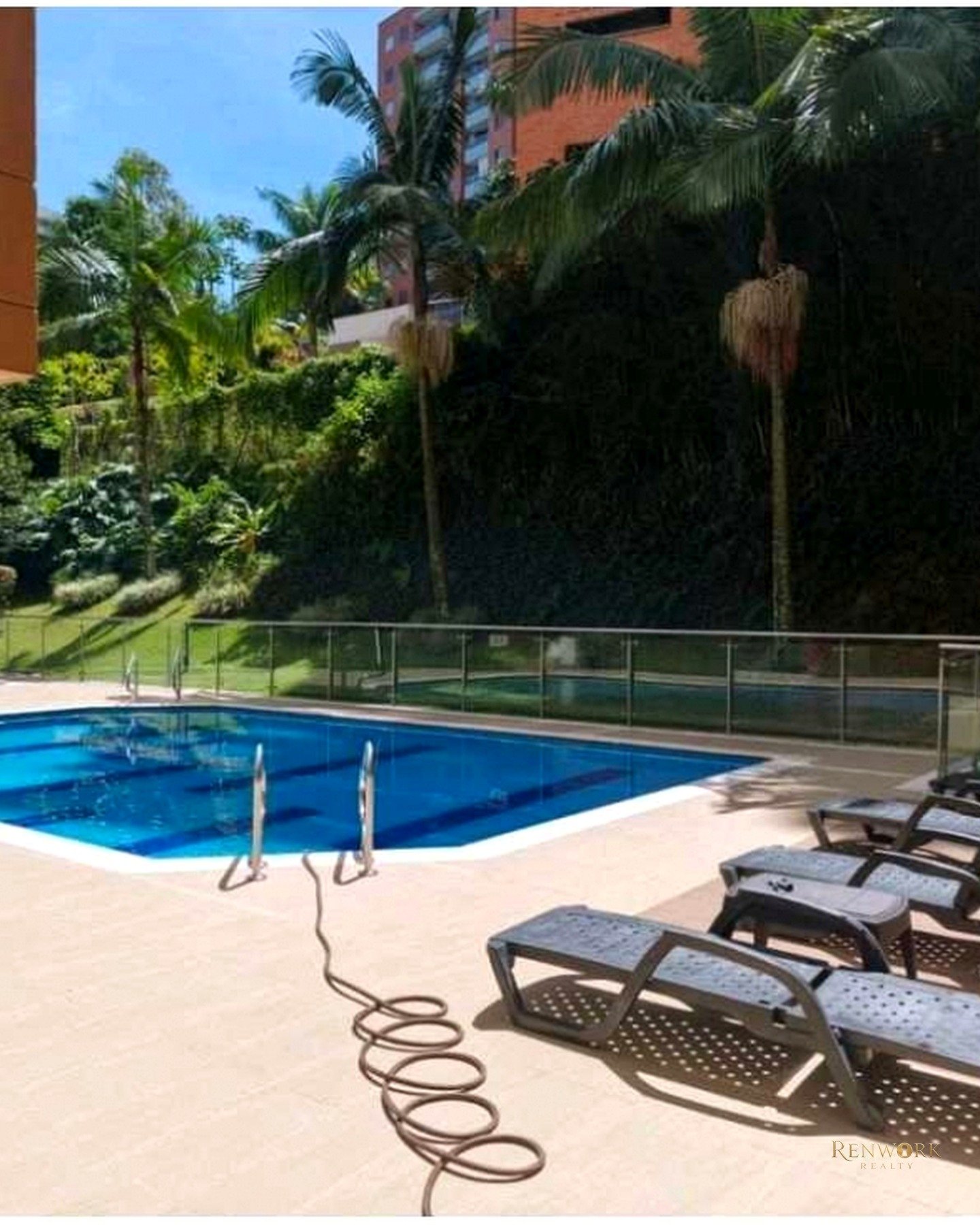 VENTA DE APARTAMENTO EN ENVIGADO, SECTOR EL ESMERALDAL. · foto 23