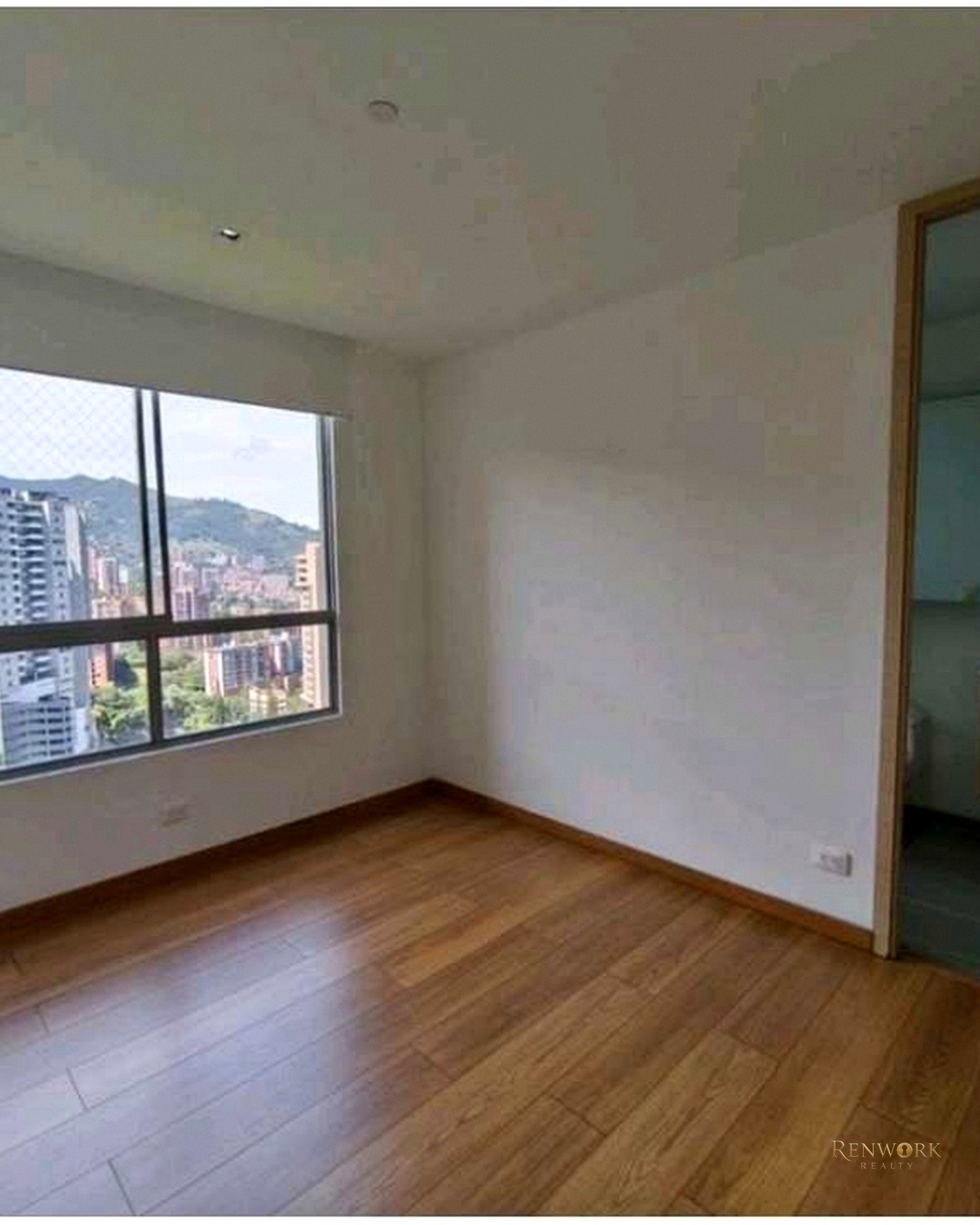 VENTA DE APARTAMENTO EN ENVIGADO, SECTOR EL ESMERALDAL. · foto 11