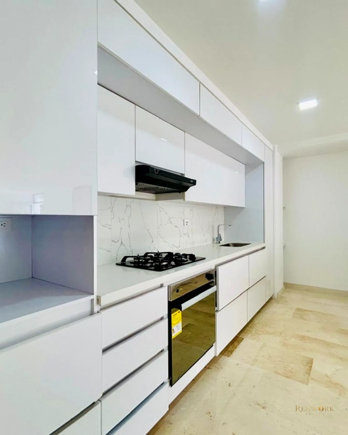 VENTA DE APARTAMENTO EN LA CASTELLANA – MEDELLÍN · foto 2