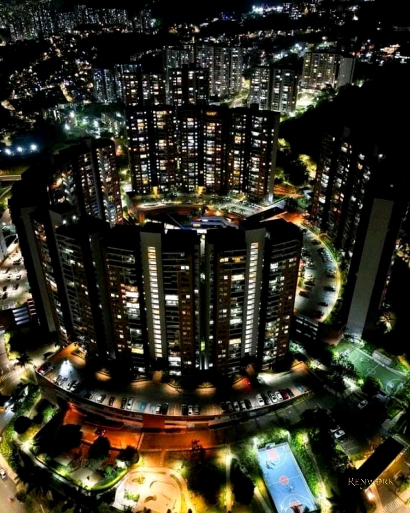 Vista de VENTA DE APARTAMENTO EN LA LOMA DE LOS BERNAL, PISO ALTO.