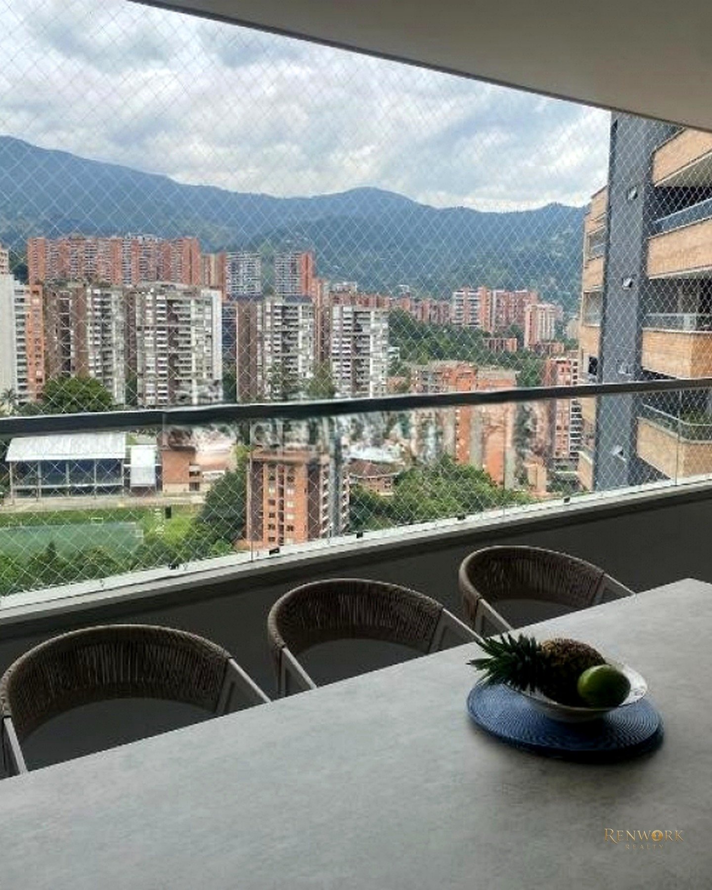 VENTA DE APARTAMENTO EN LA LOMA DE LOS MESA ENVIGADO · foto 2