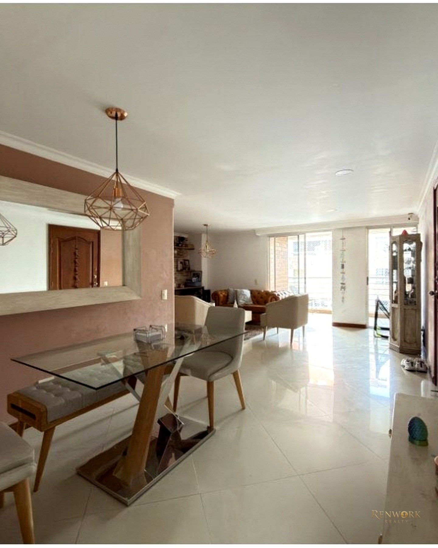 VENTA DE APARTAMENTO EN LAURELES · foto 1
