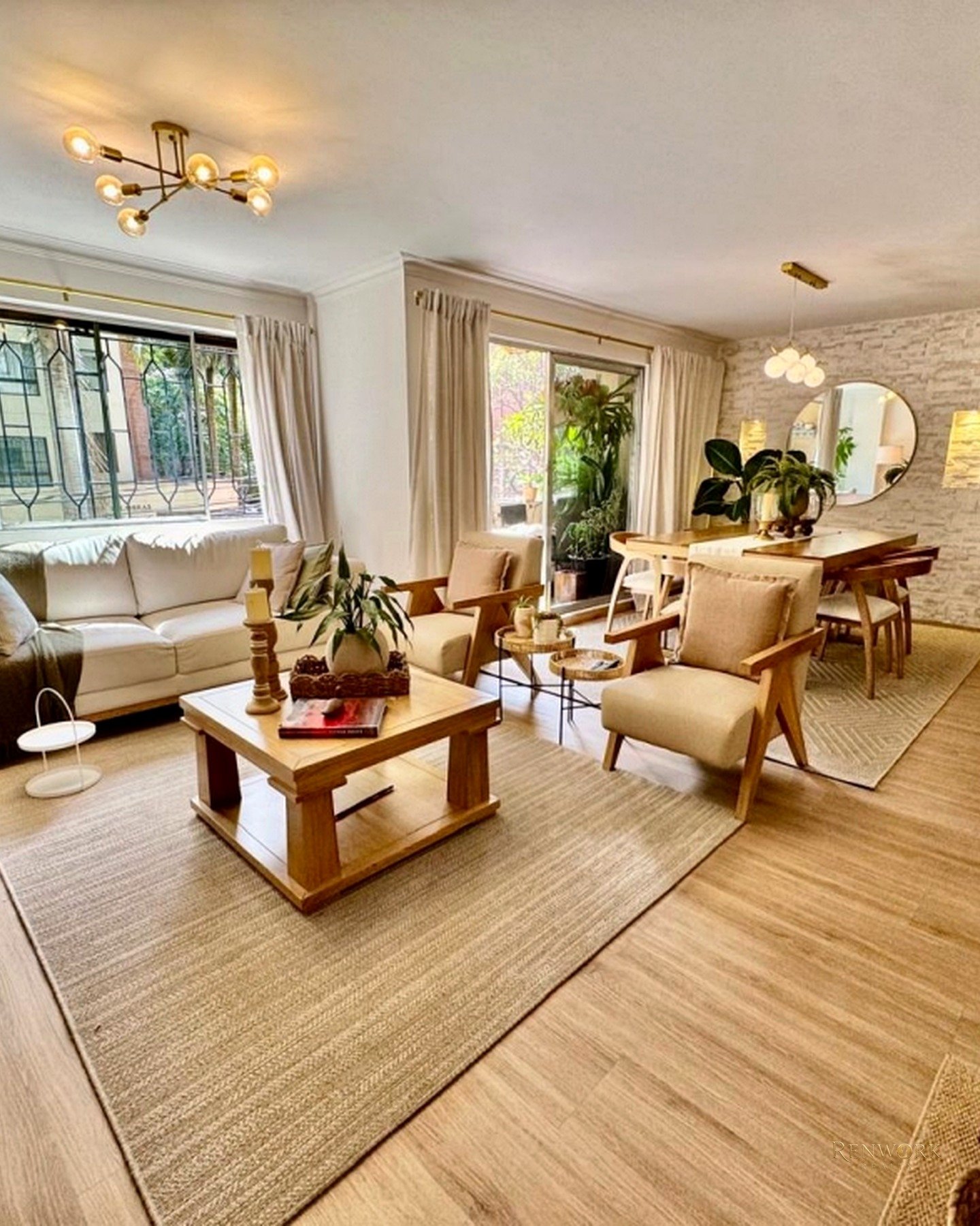 VENTA DE APARTAMENTO EN LAURELES REMODELADO, EN EDIFICIO · foto 2
